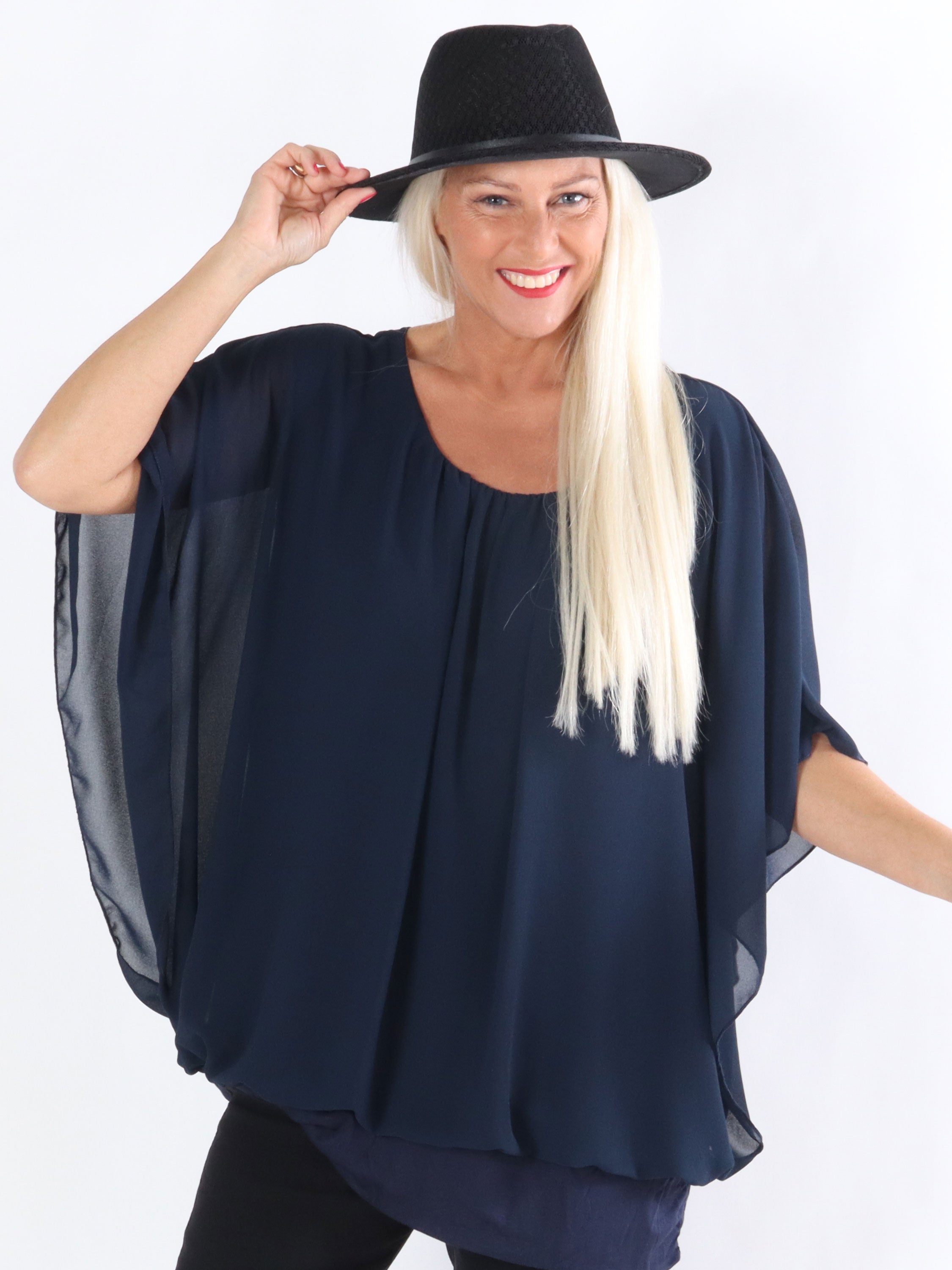 Cala - Elastisk topp med löst chiffongmaterial över