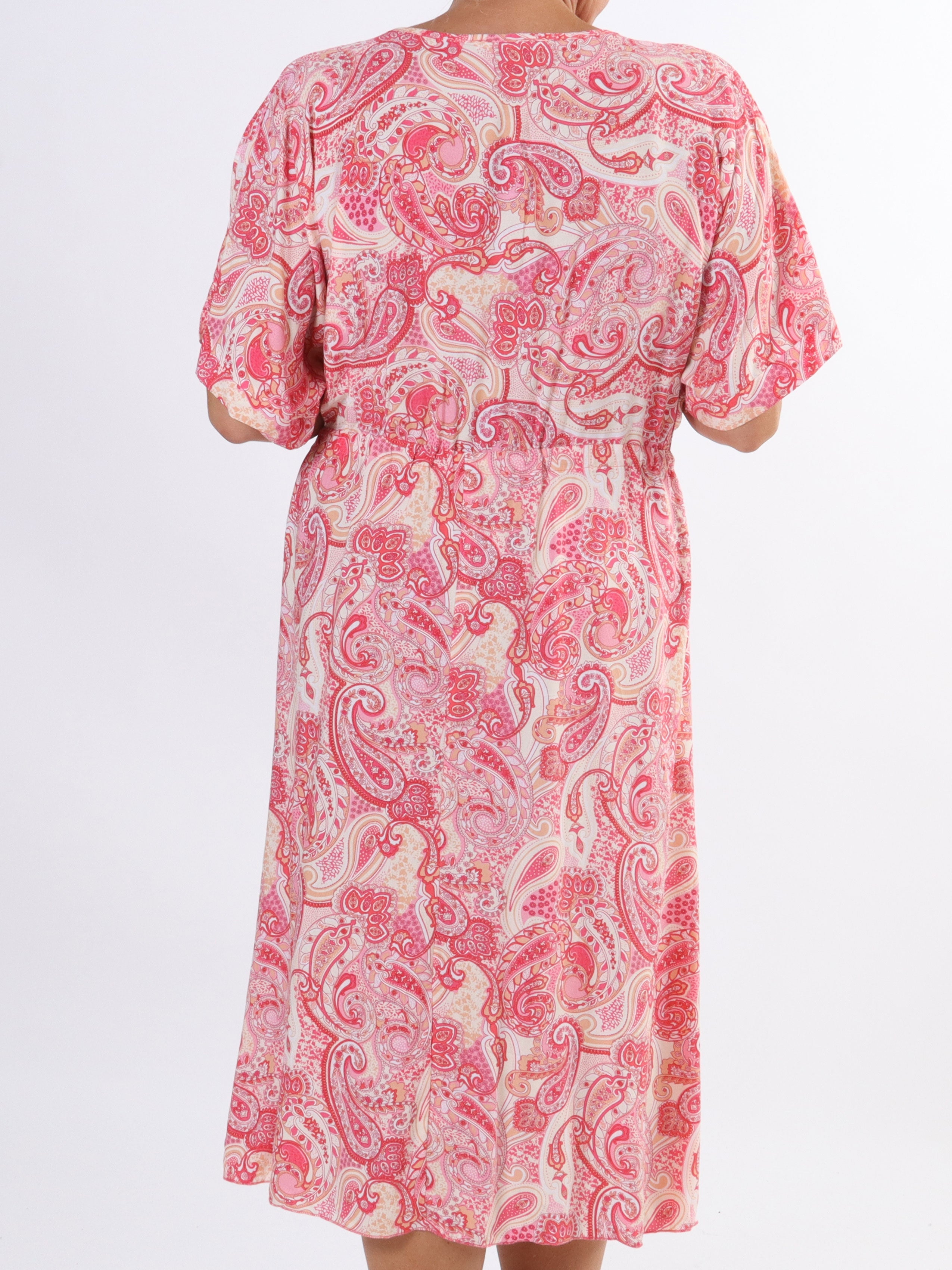 Cali - Söt viskosklänning med paisleymönster i stora storlekar - Turquoise