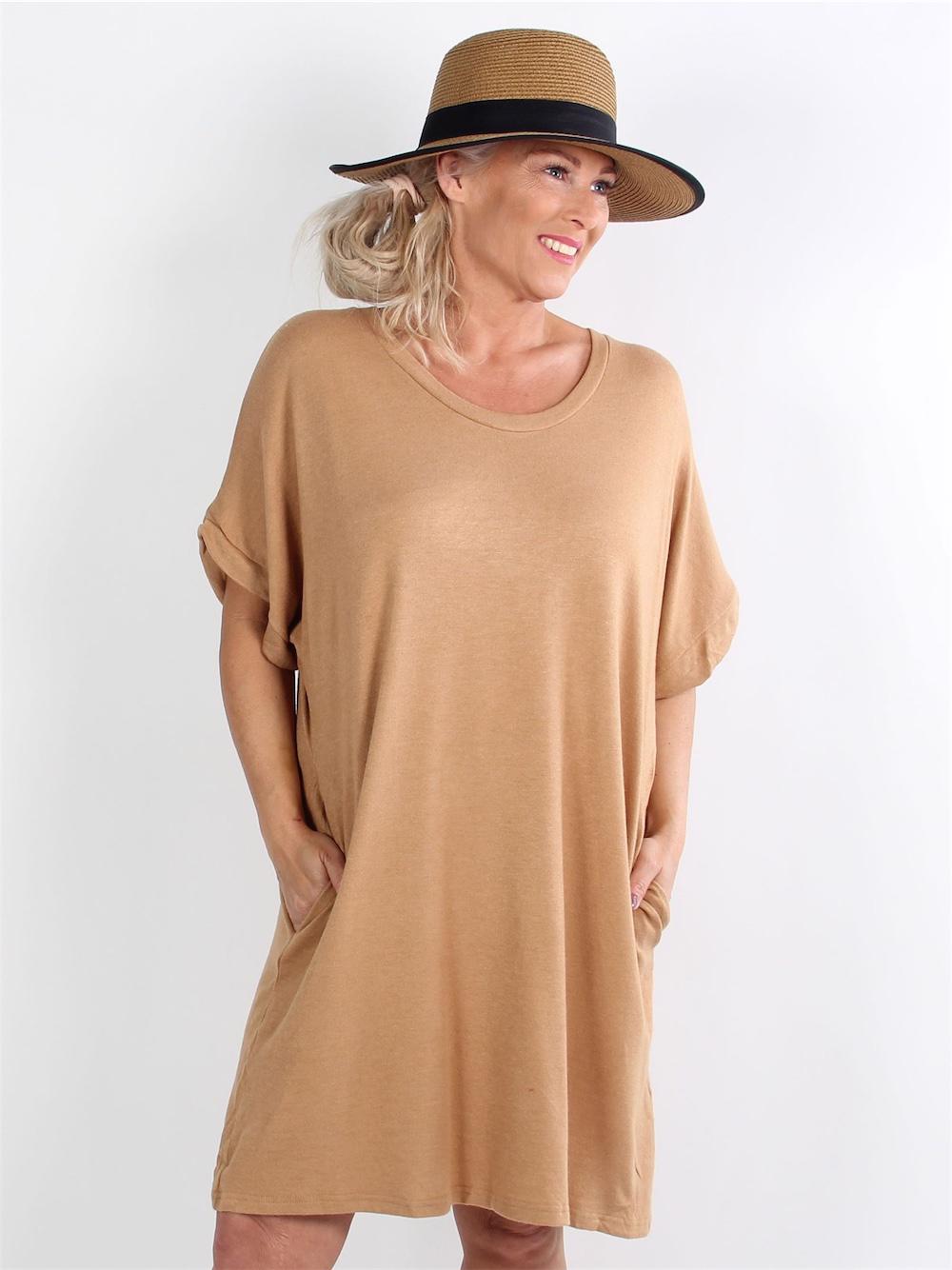 Casilda - Svart oversized t-shirt klänning i mjukt tyg