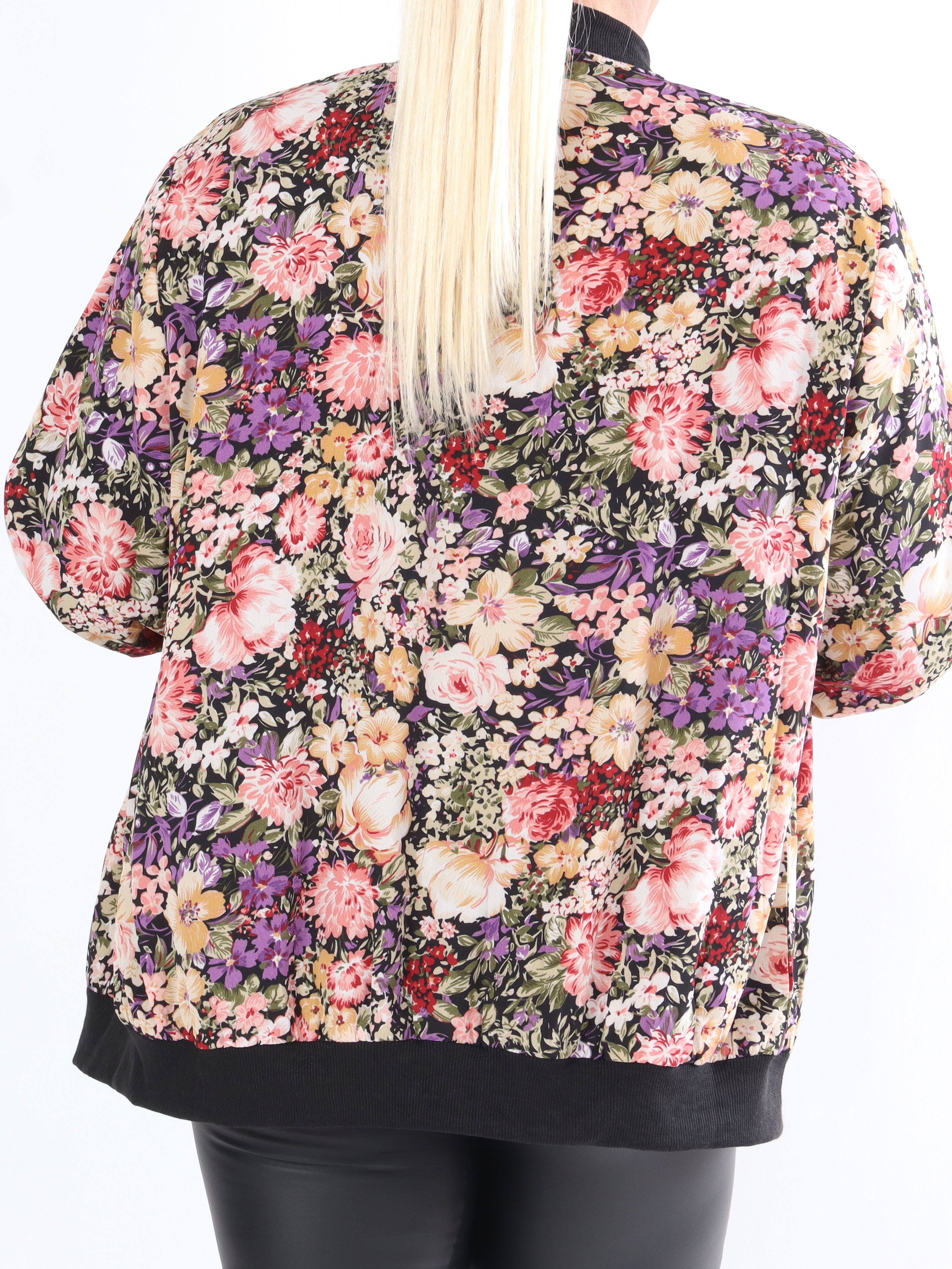 Cecilie - Mångfärgad blommig jacka