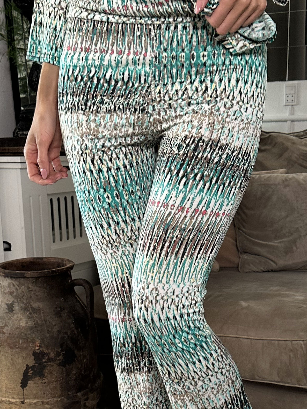 Celia pants - Elastiska byxor i ett fint mönster