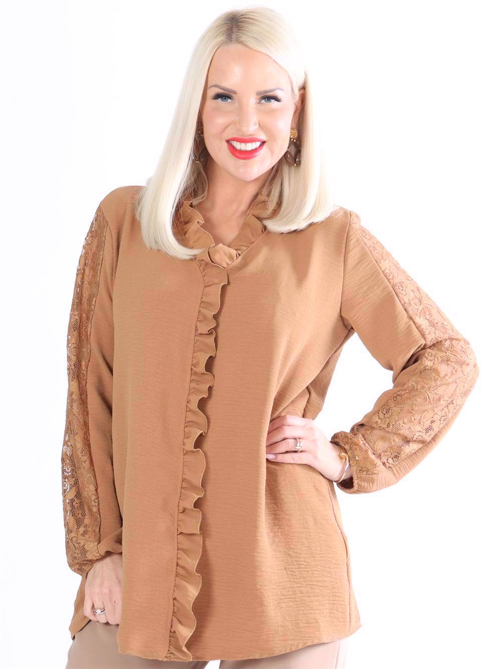 Chaka - Tunika med spets och volang framtill