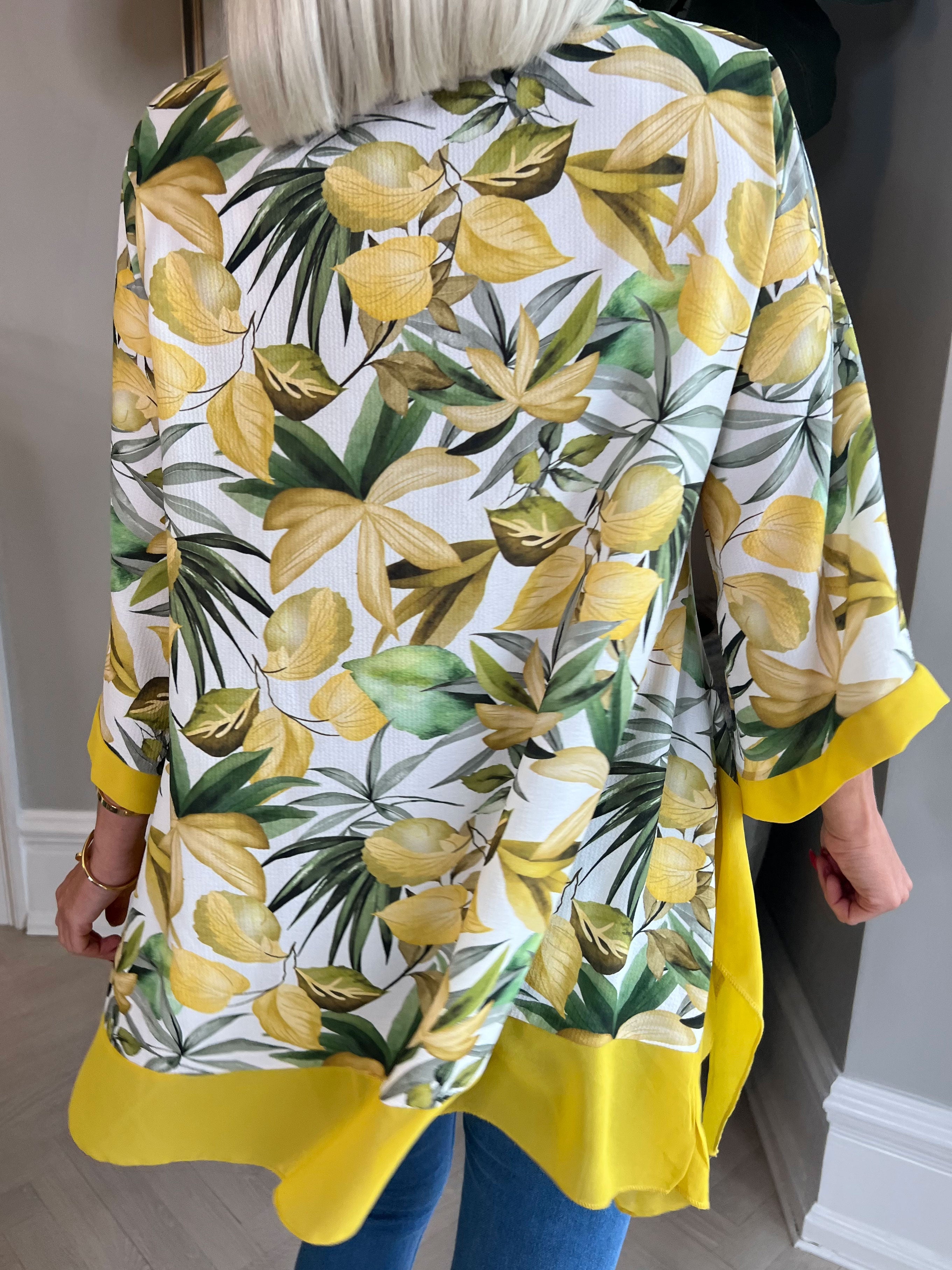 Dahlia - Lätt och luftig tunika med sött blommönster