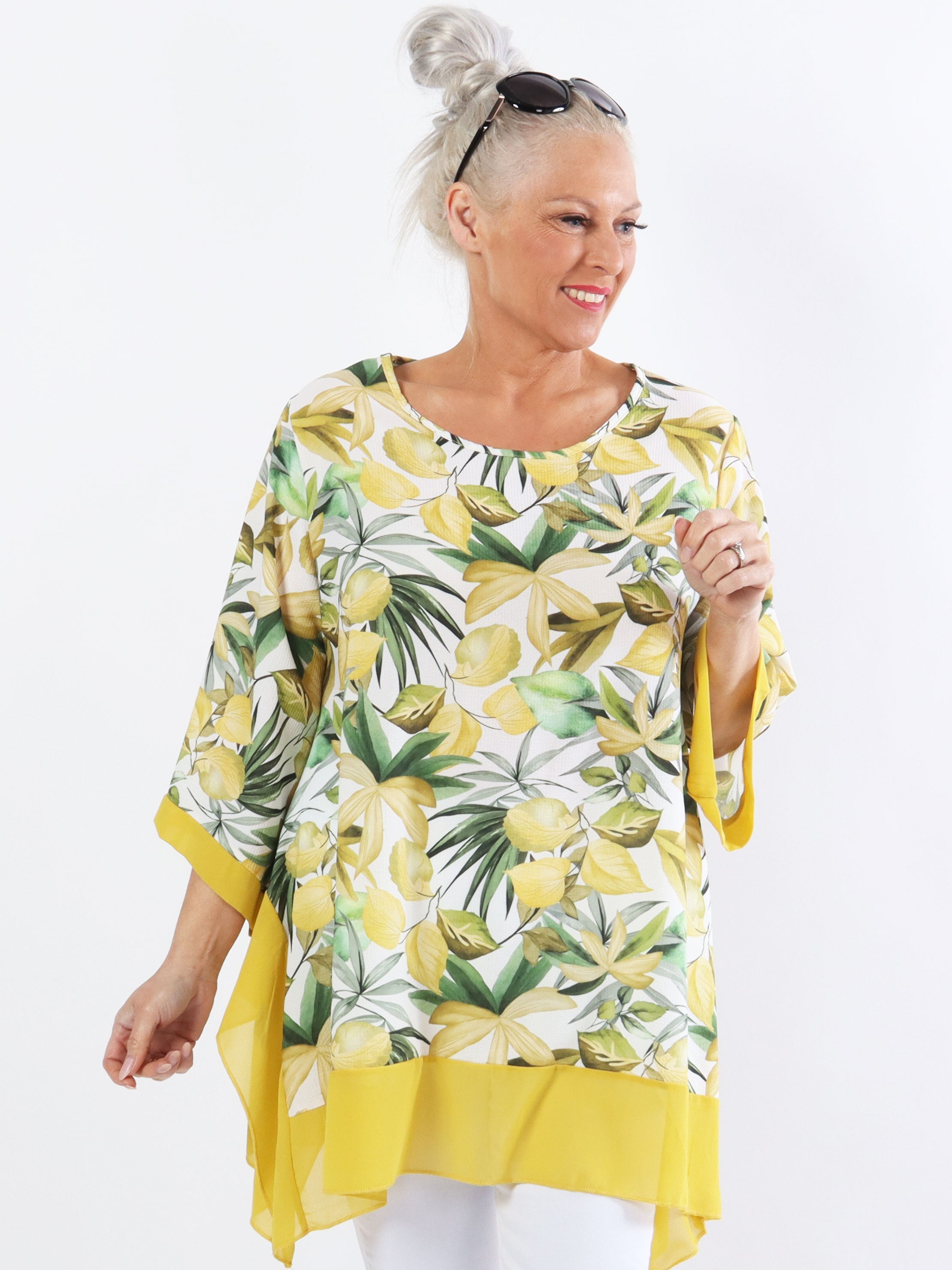 Dahlia - Lätt och luftig tunika med sött blommönster