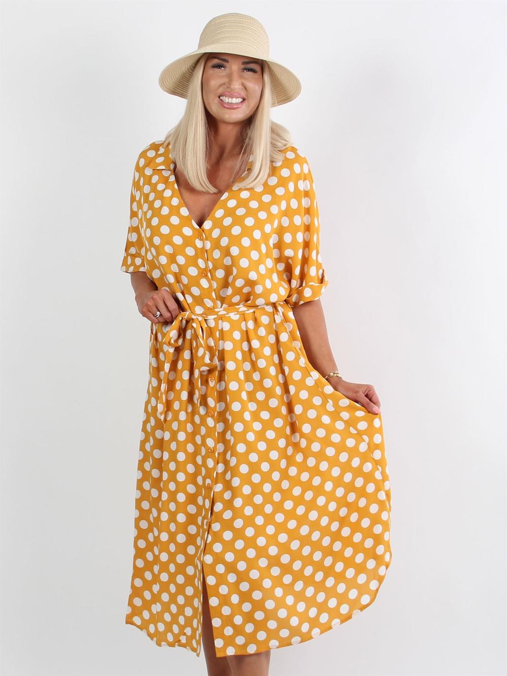 Dallas - Blå skjortklänning med vita prickar och liten slips