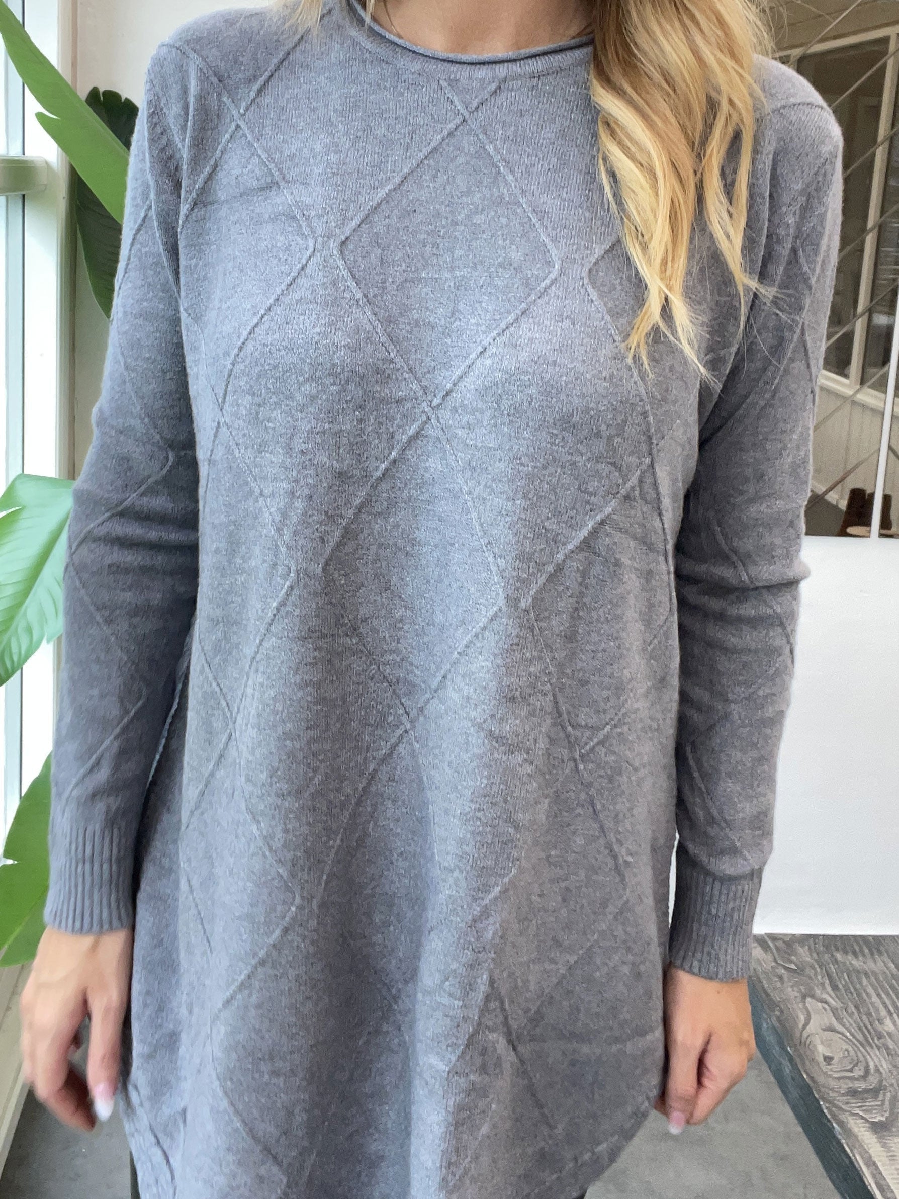 Debbie - Lång blus i mjuk stickning