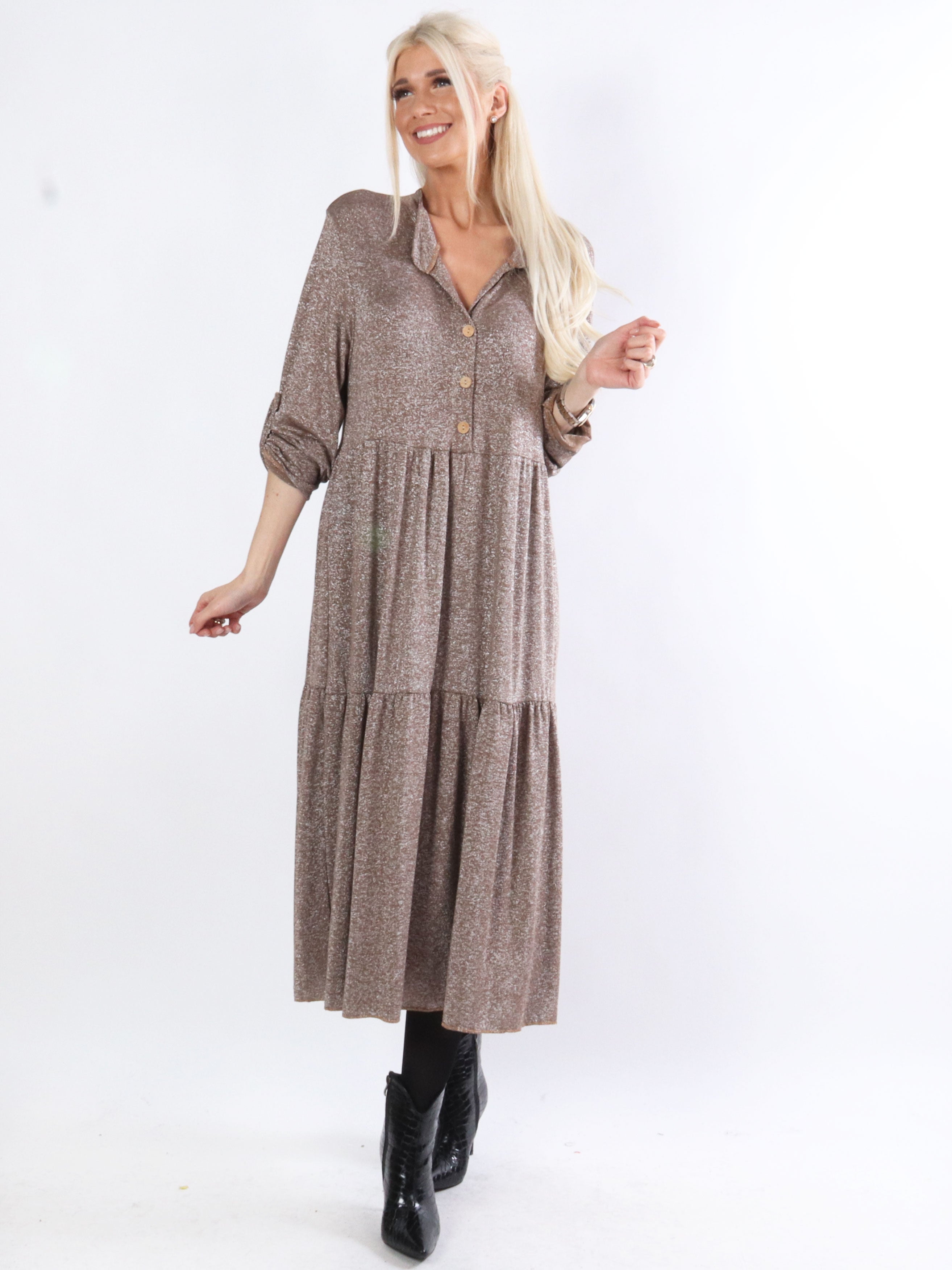 Demi - Lång klänning med glimmertrådar