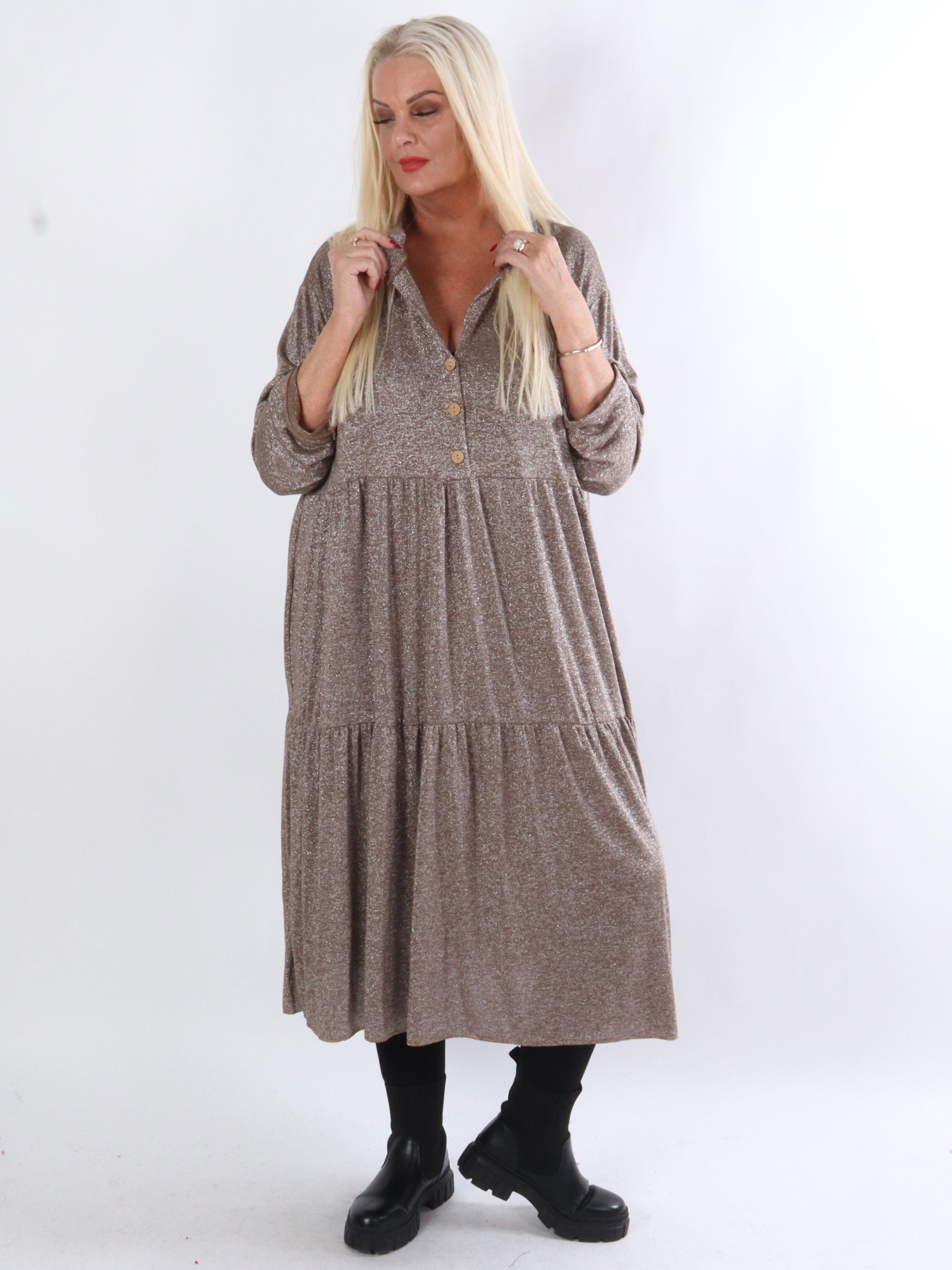 Demi - Lång klänning med glimmertrådar