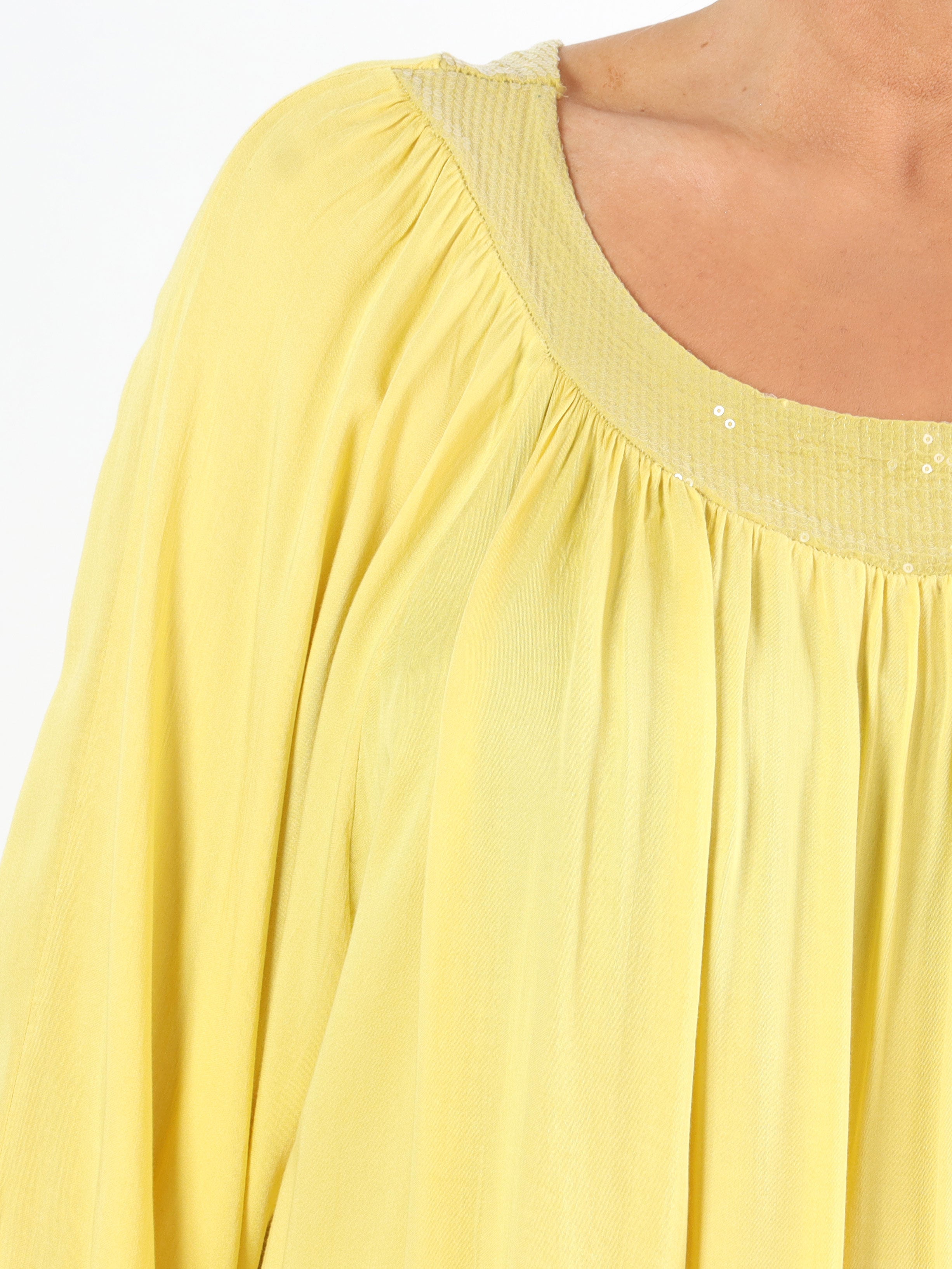 Dolores - Tunikaklänning i plus size med paljetter och broderier