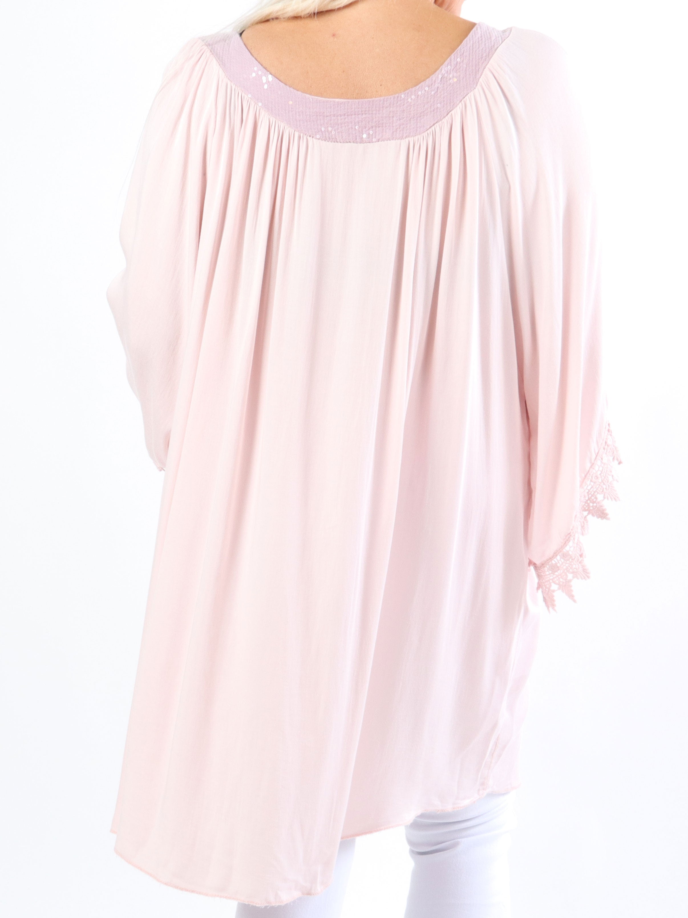 Dolores - Tunikaklänning i plus size med paljetter och broderier