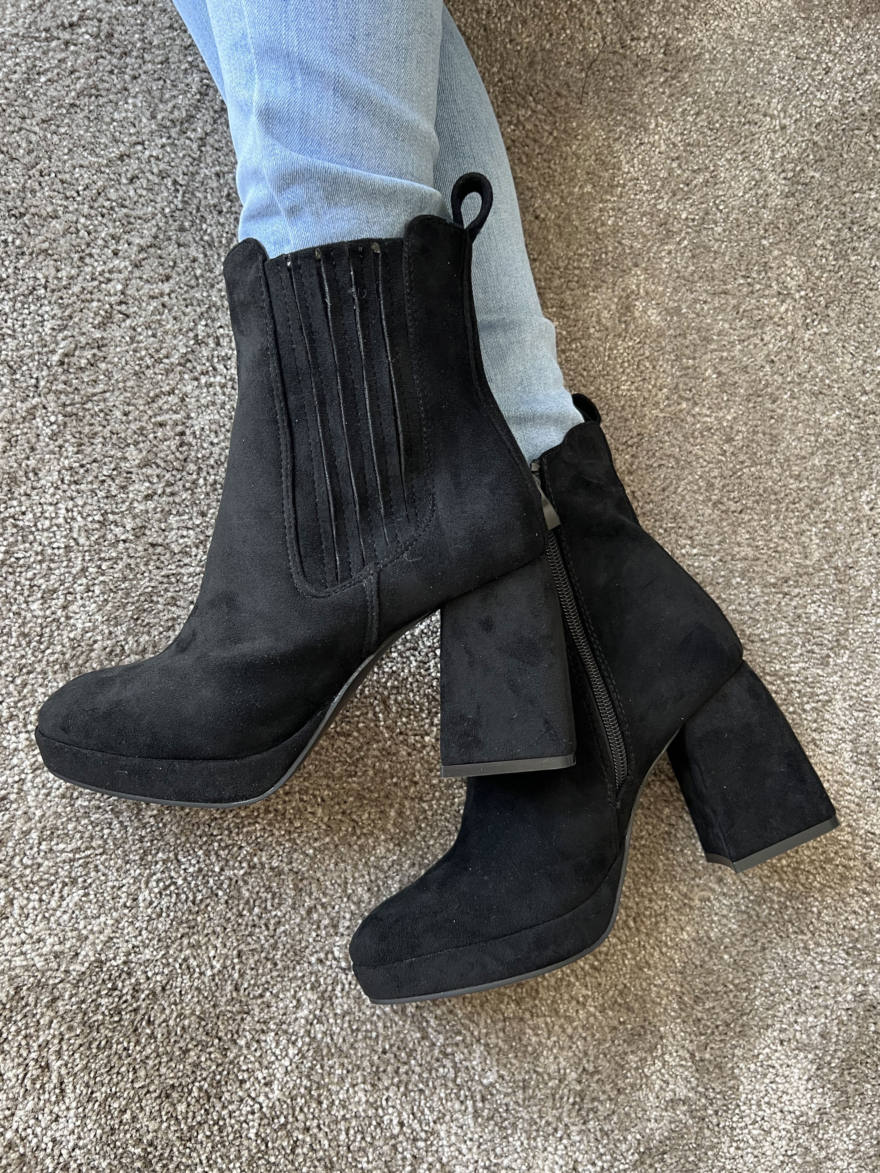 Edyta - Högklackad känga i mocka-look - Black