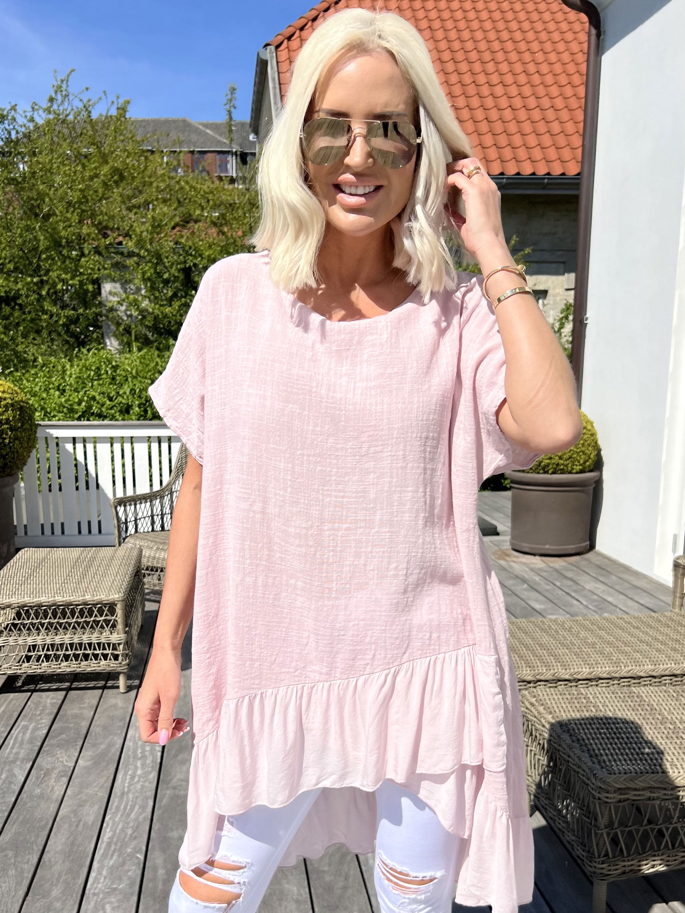 Elba - Tunika med förskjuten längd och volanger