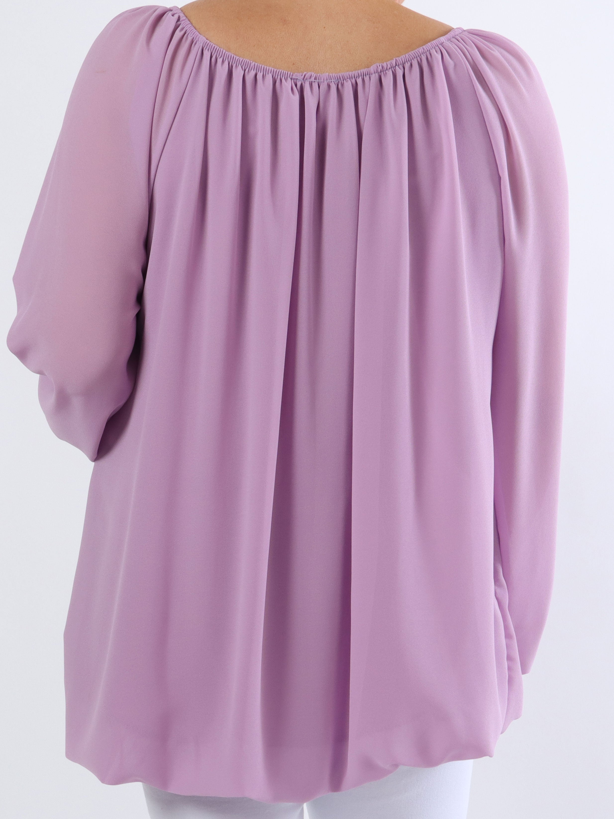 Ellen - Enkel plus size tunika med elastisk halsringning