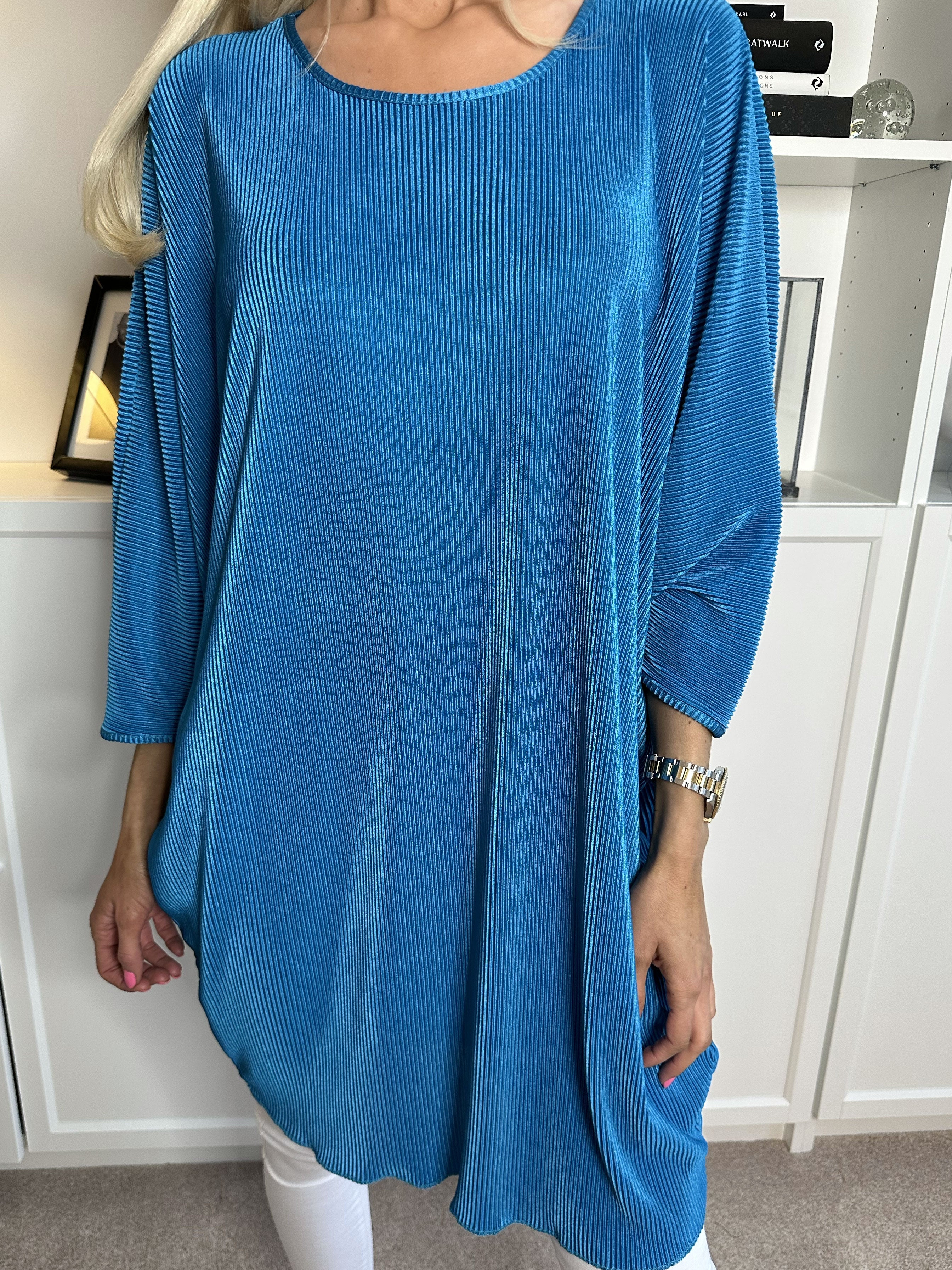 Elnora - Rillet tunika med fladdermusärmar