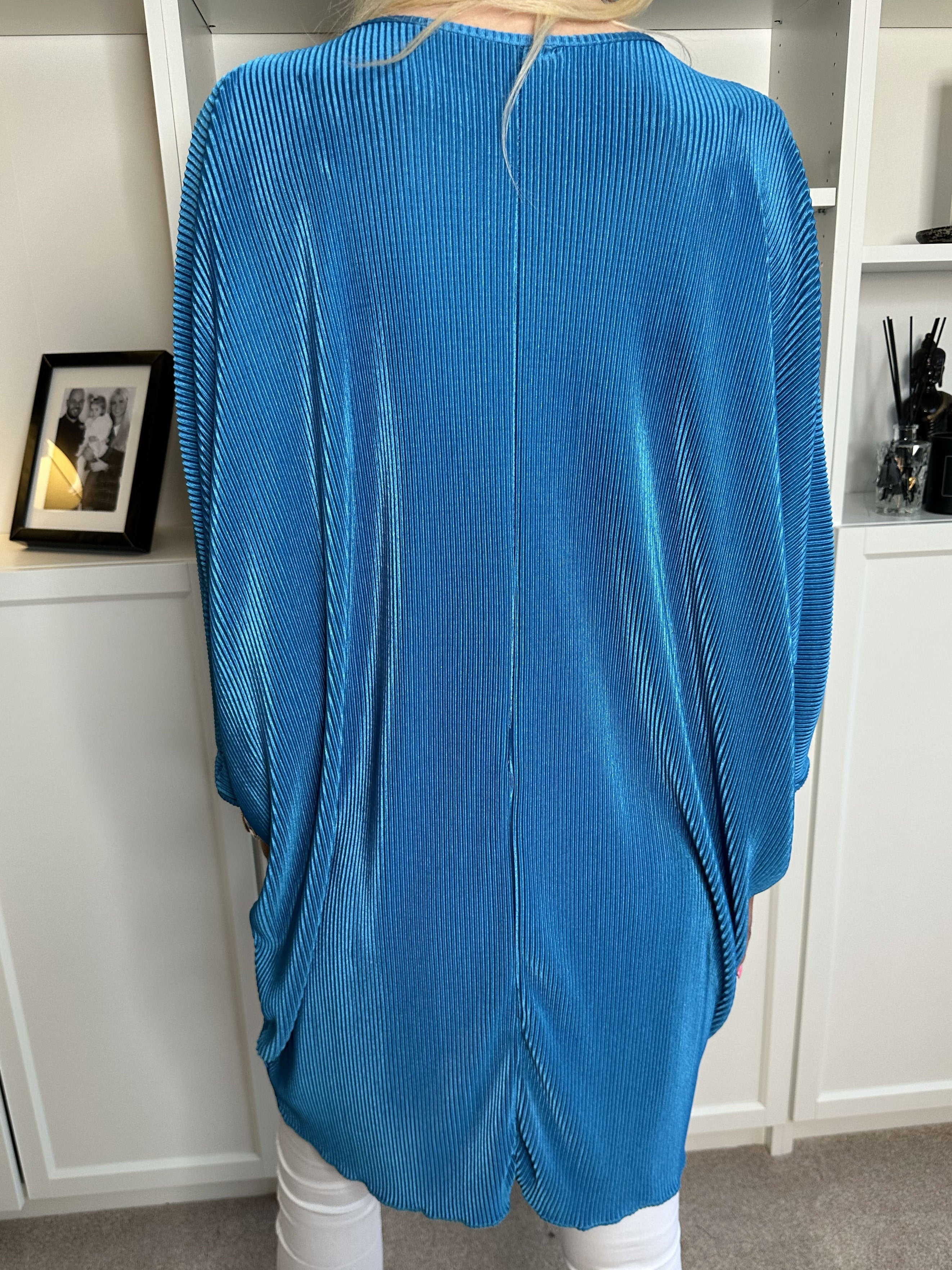 Elnora - Rillet tunika med fladdermusärmar