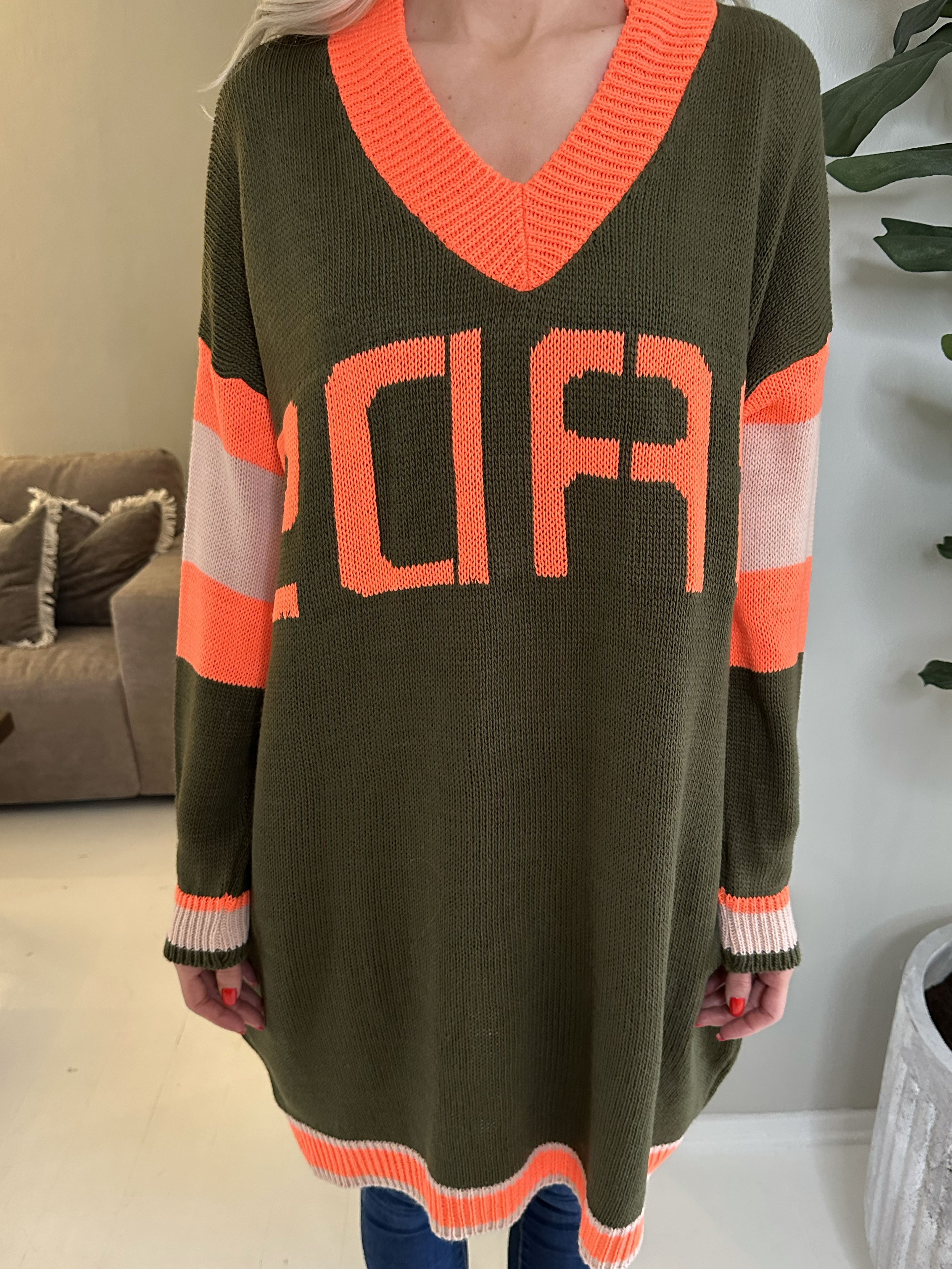 Elvira - Flerfärgad plus size stickad klänning med tryck