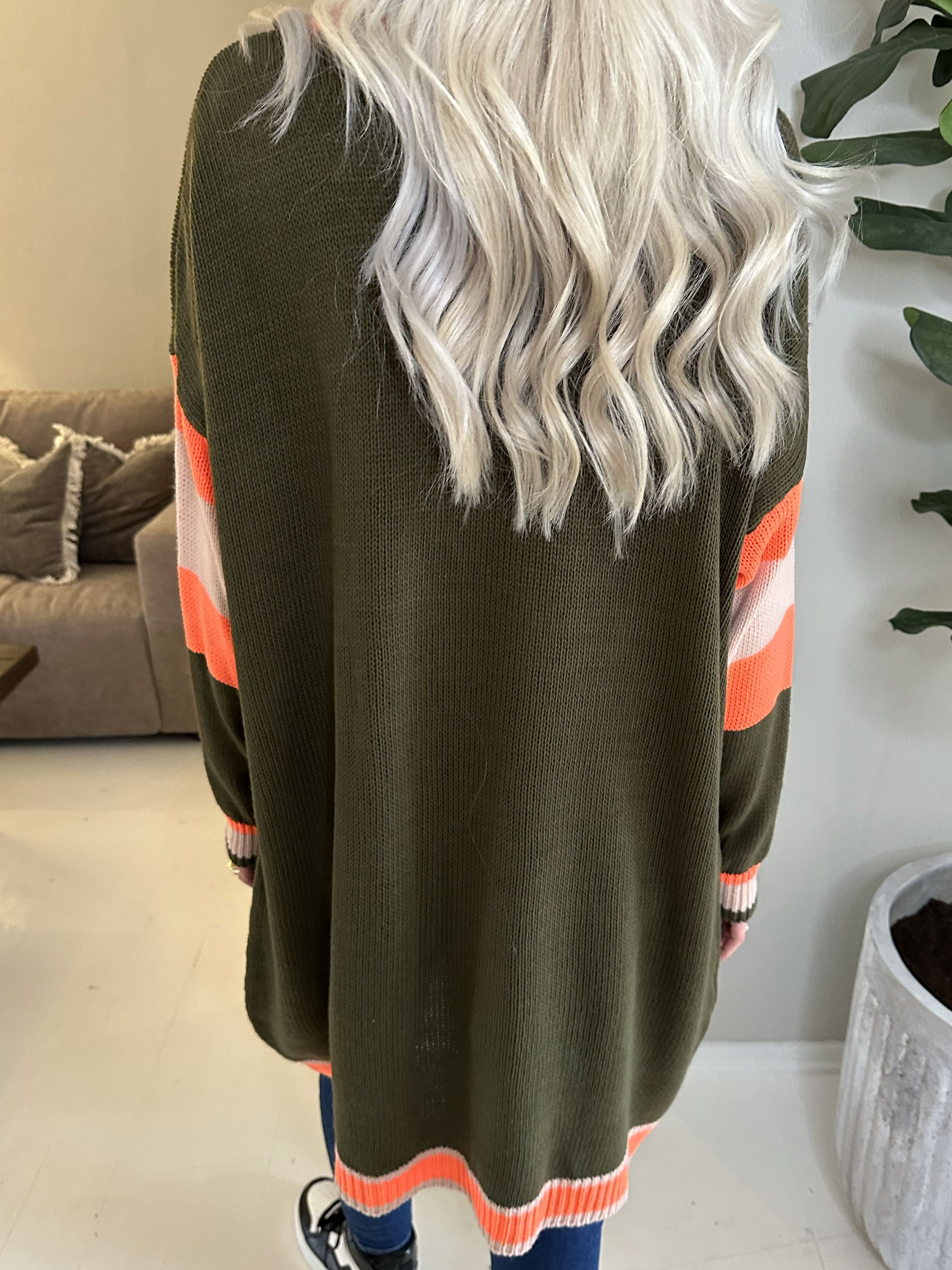 Elvira - Flerfärgad plus size stickad klänning med tryck