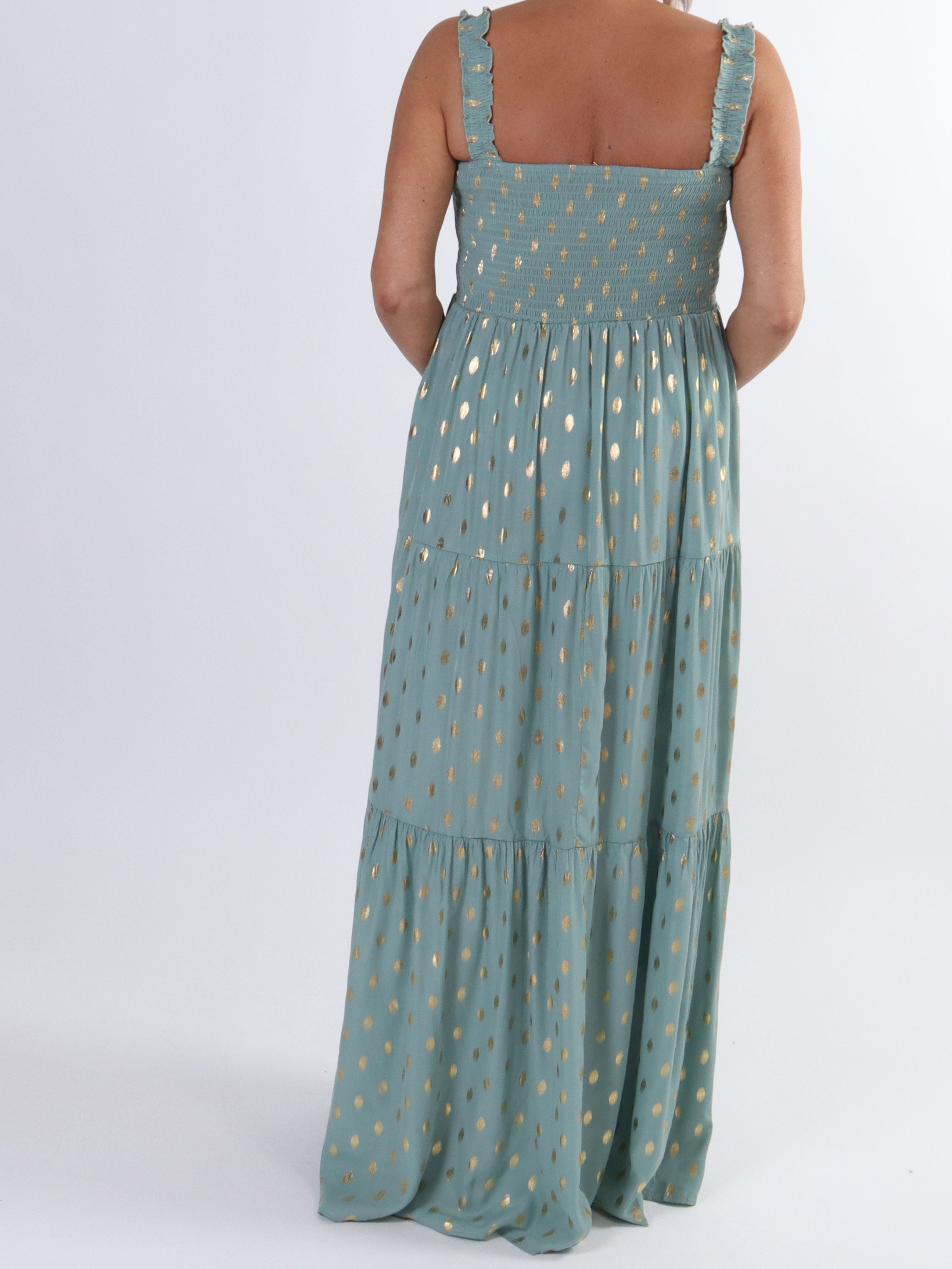 Emma - Lång klänning med smockad byst och gulddetaljer - Mint