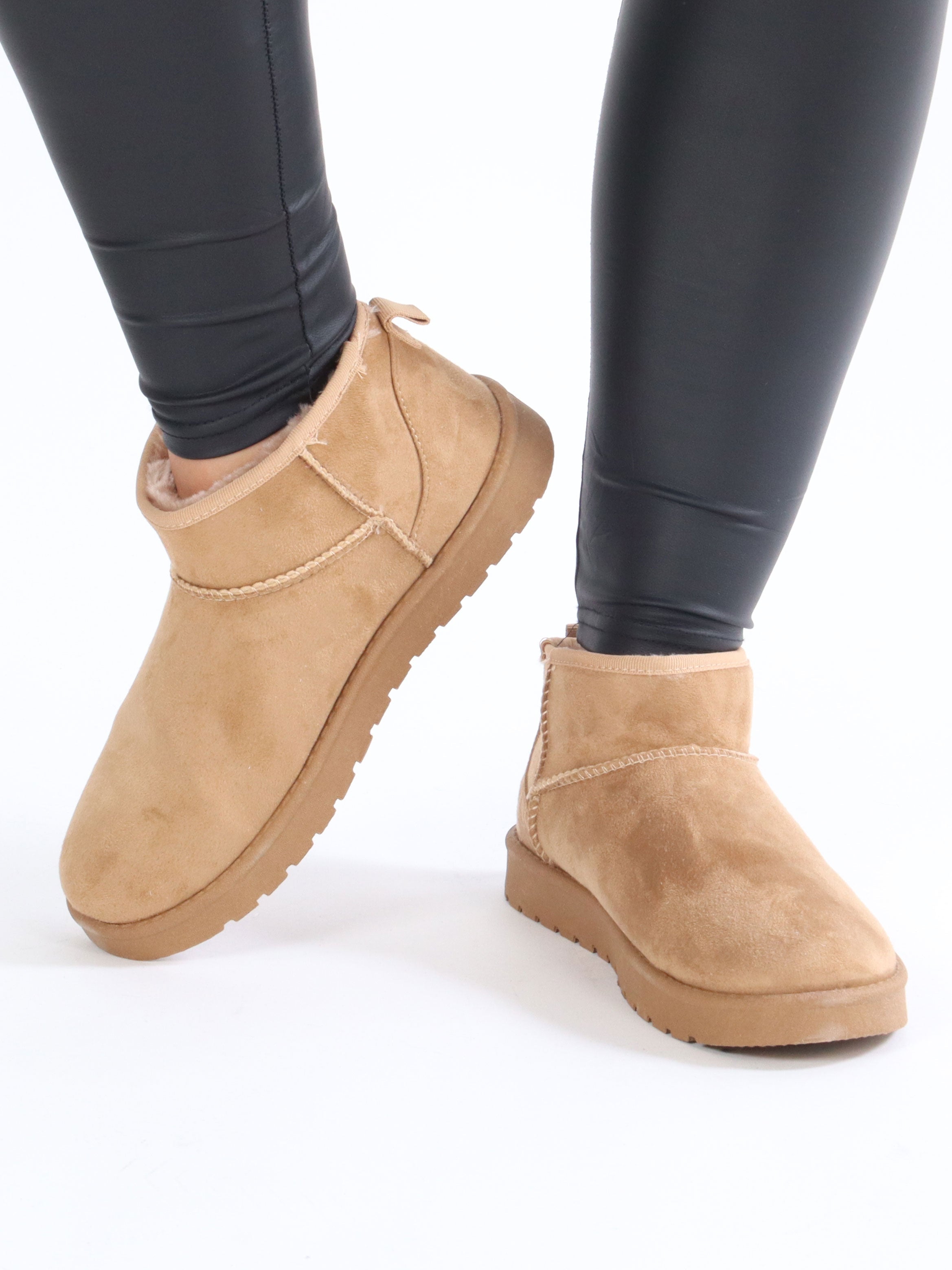 Ester - Mjuka korta stövlar av bambu