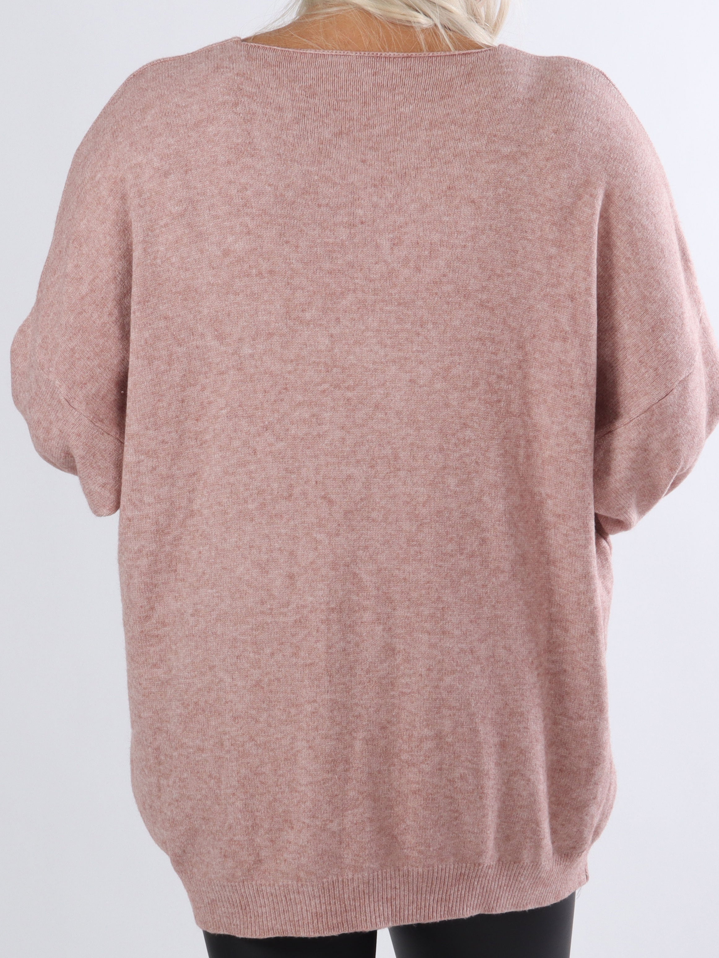 Esther - Söt och enkel plus size-stickning