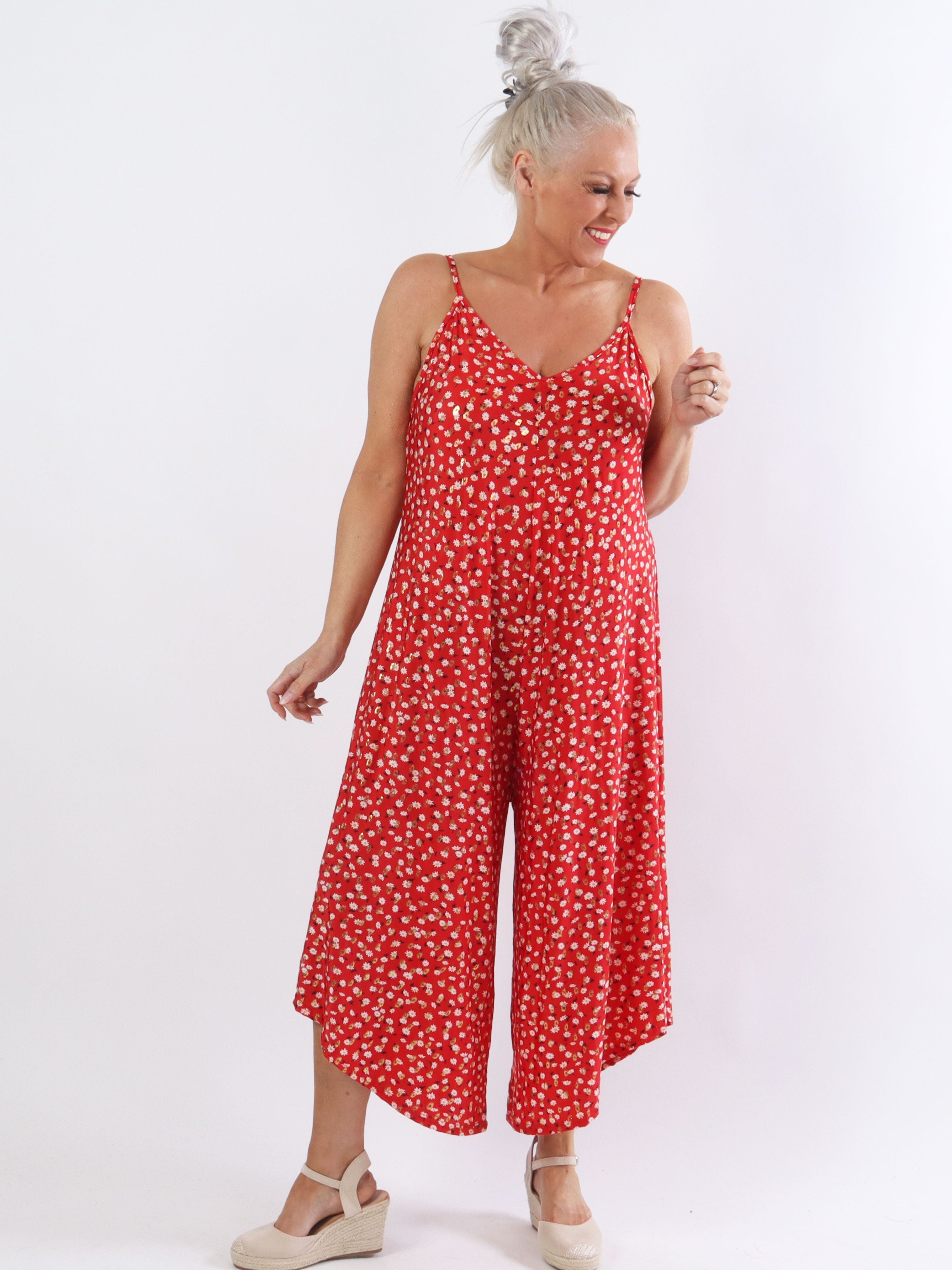 Felicia flower - Plus size byxdräkt med vida ben i stretchigt tyg - Black