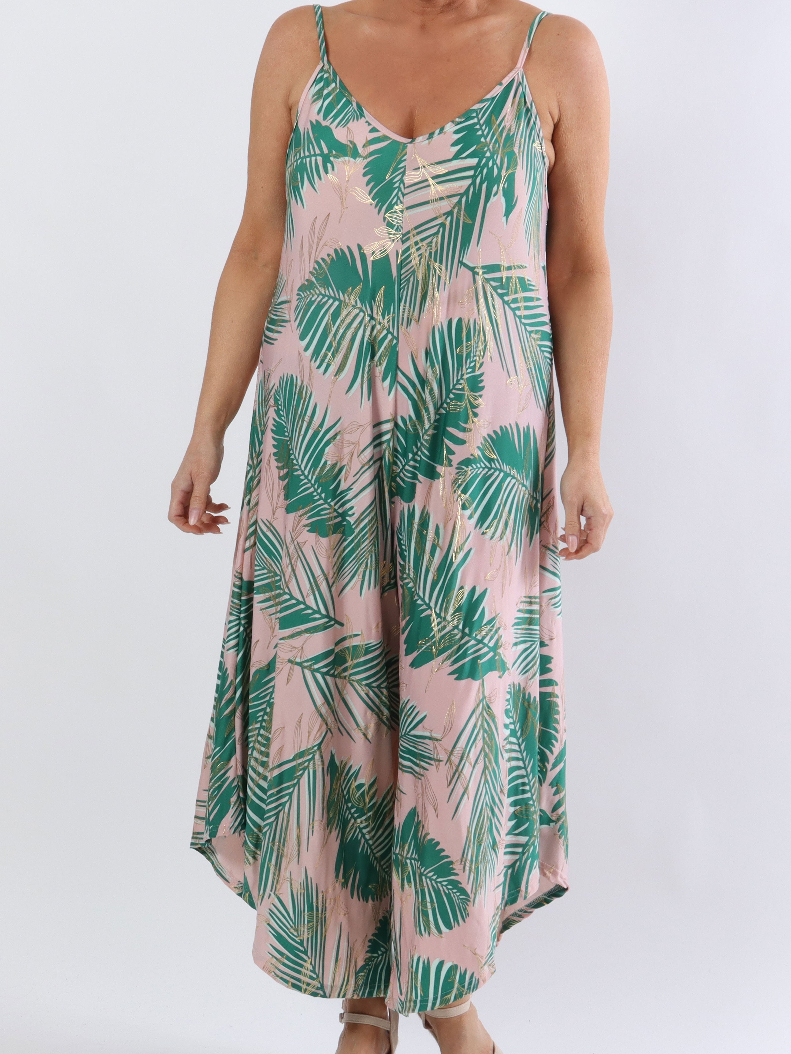 Felicia palm - Plus size byxdräkt med vida ben i stretchigt tyg