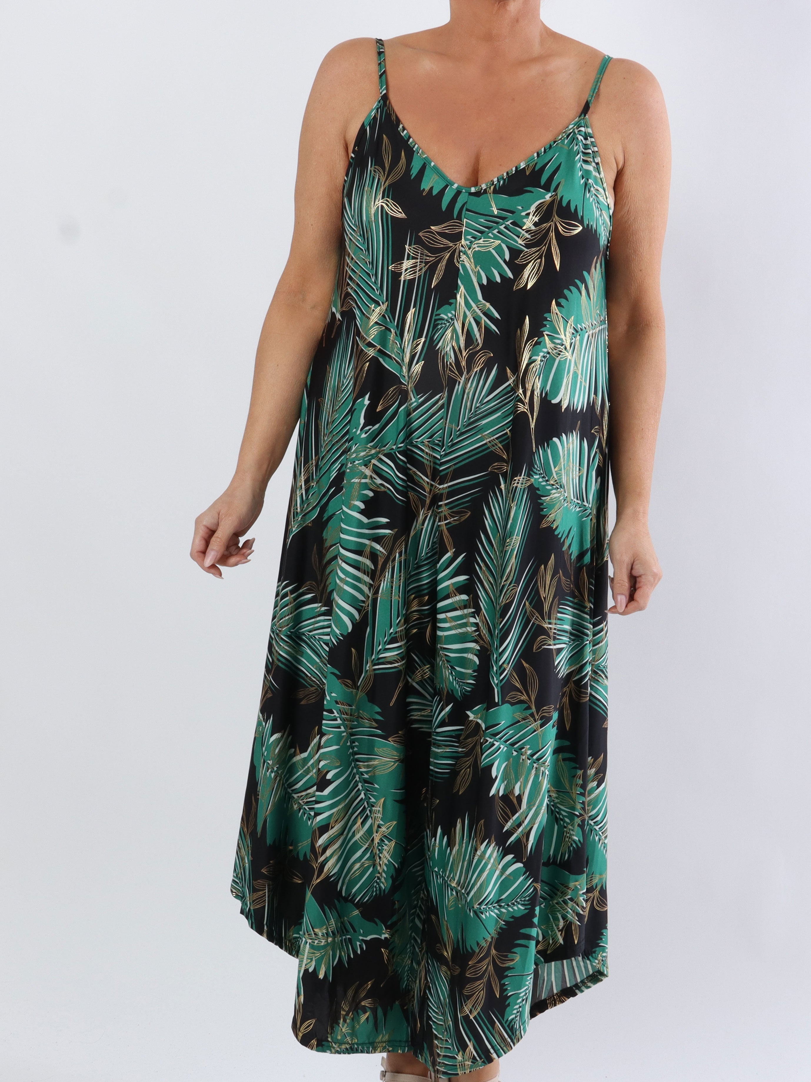 Felicia palm - Plus size byxdräkt med vida ben i stretchigt tyg