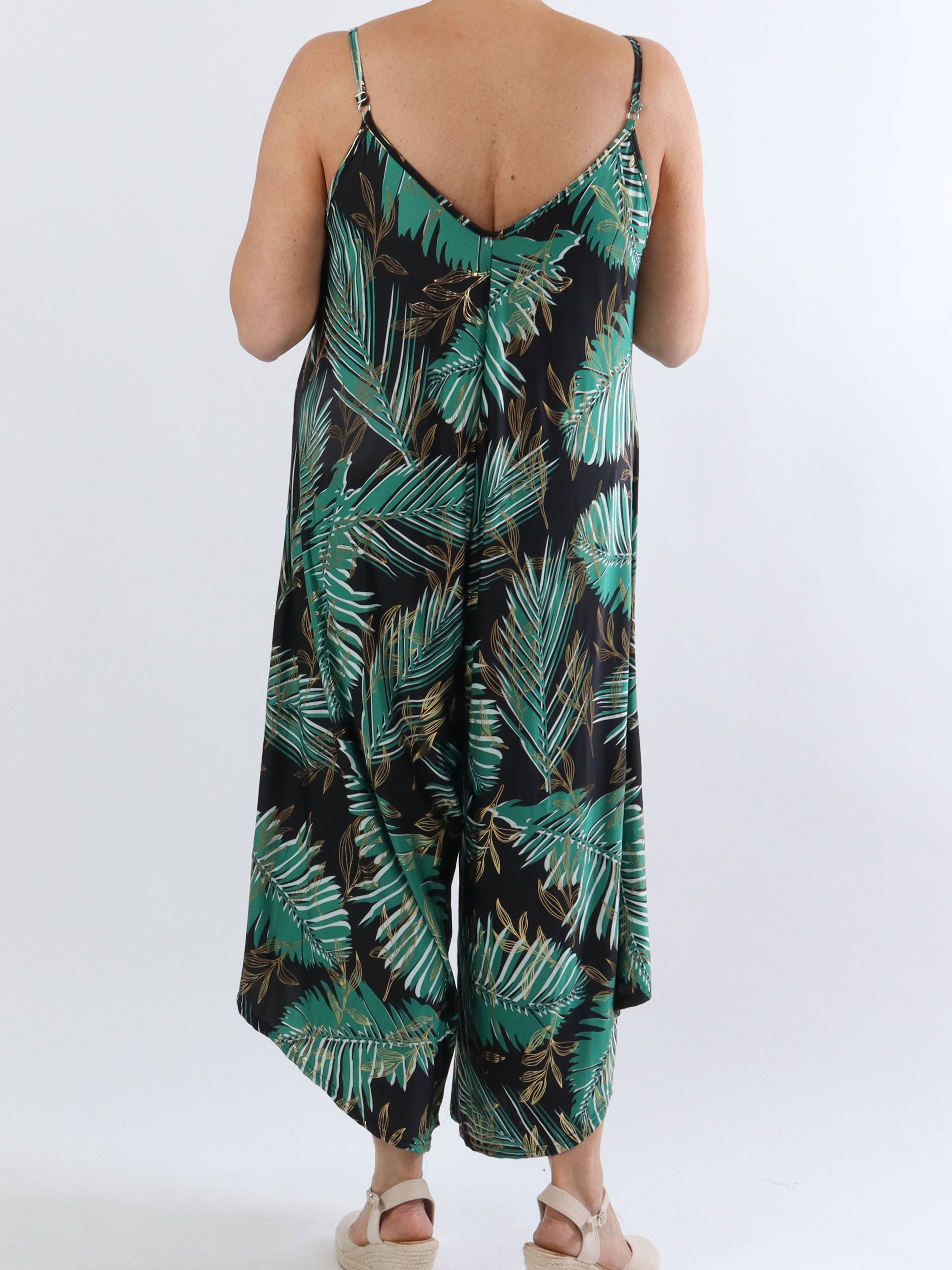 Felicia palm - Plus size byxdräkt med vida ben i stretchigt tyg