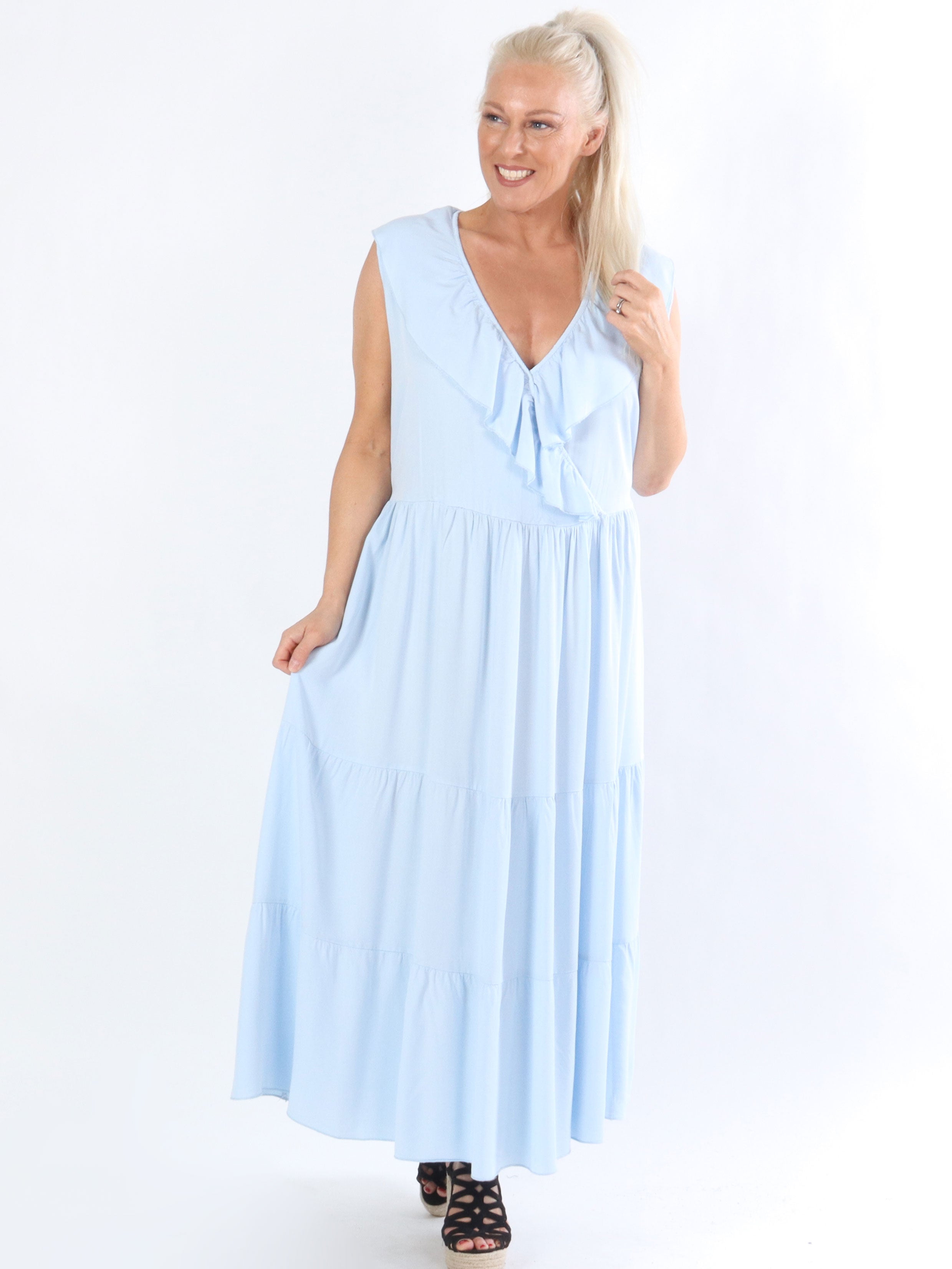 Fernanda - Klänning med volangkant i halsen