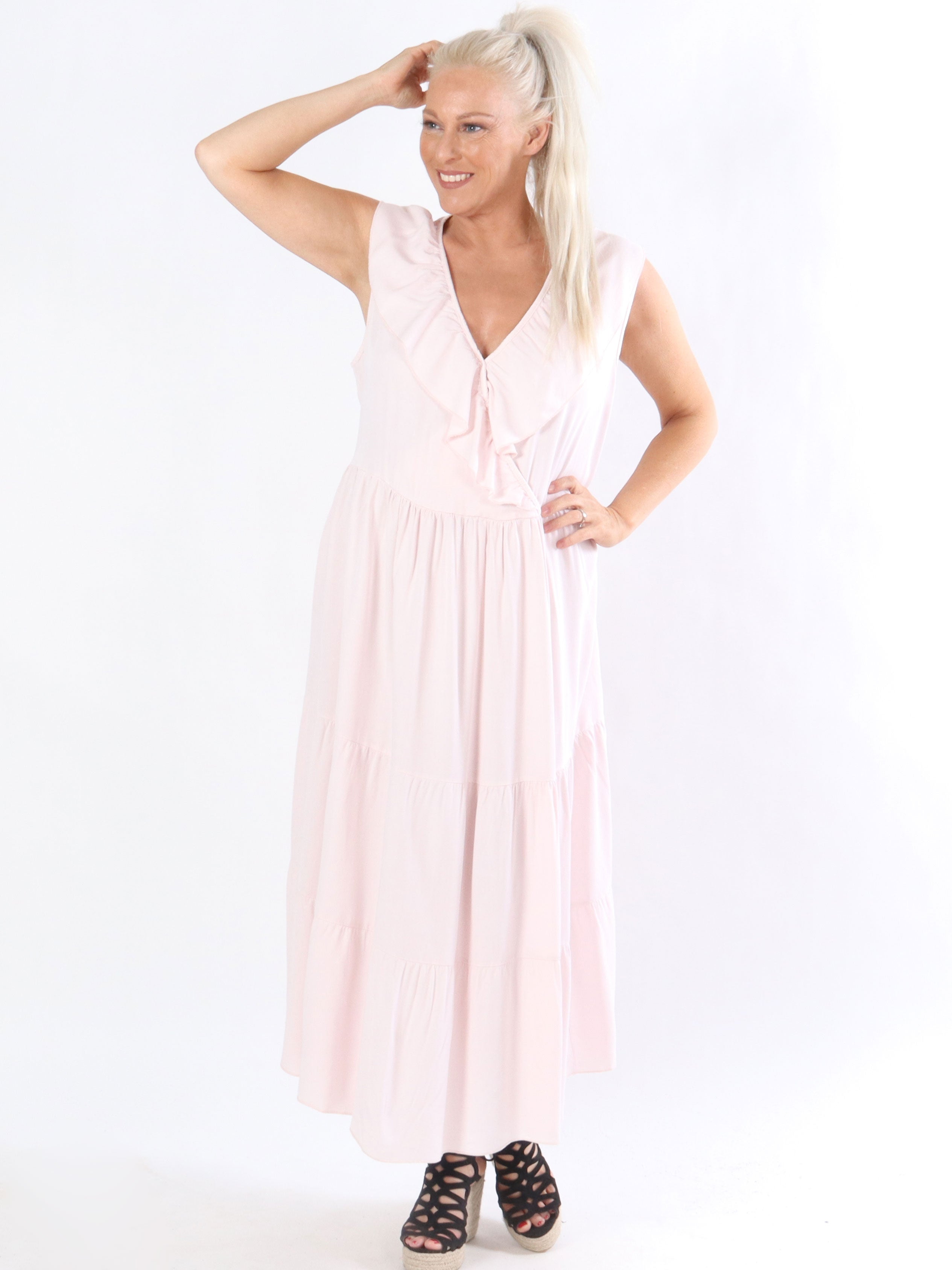 Fernanda - Klänning med volangkant i halsen