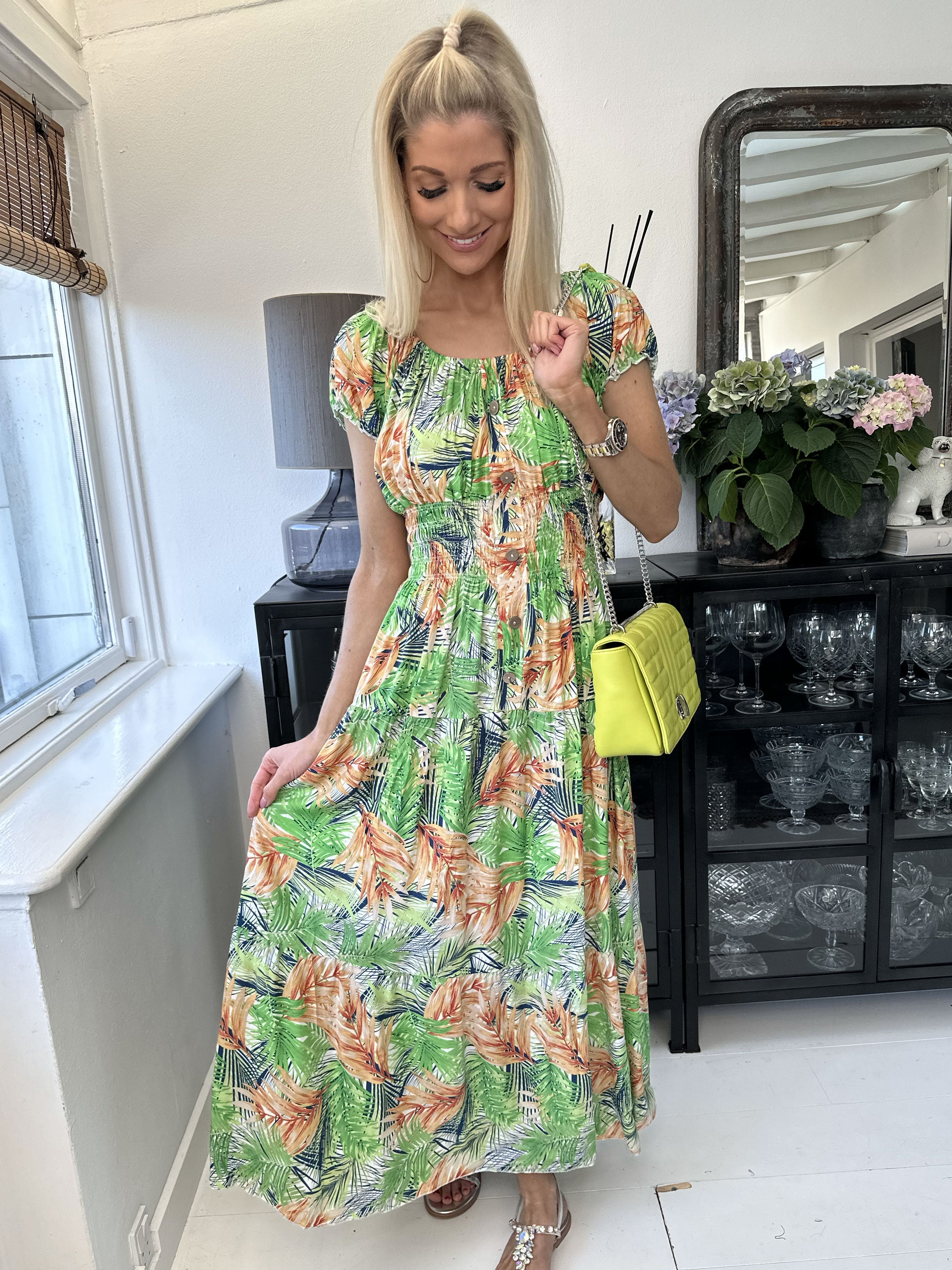 Finalia palm - Lång klänning med smock och palmmotiv - Blue