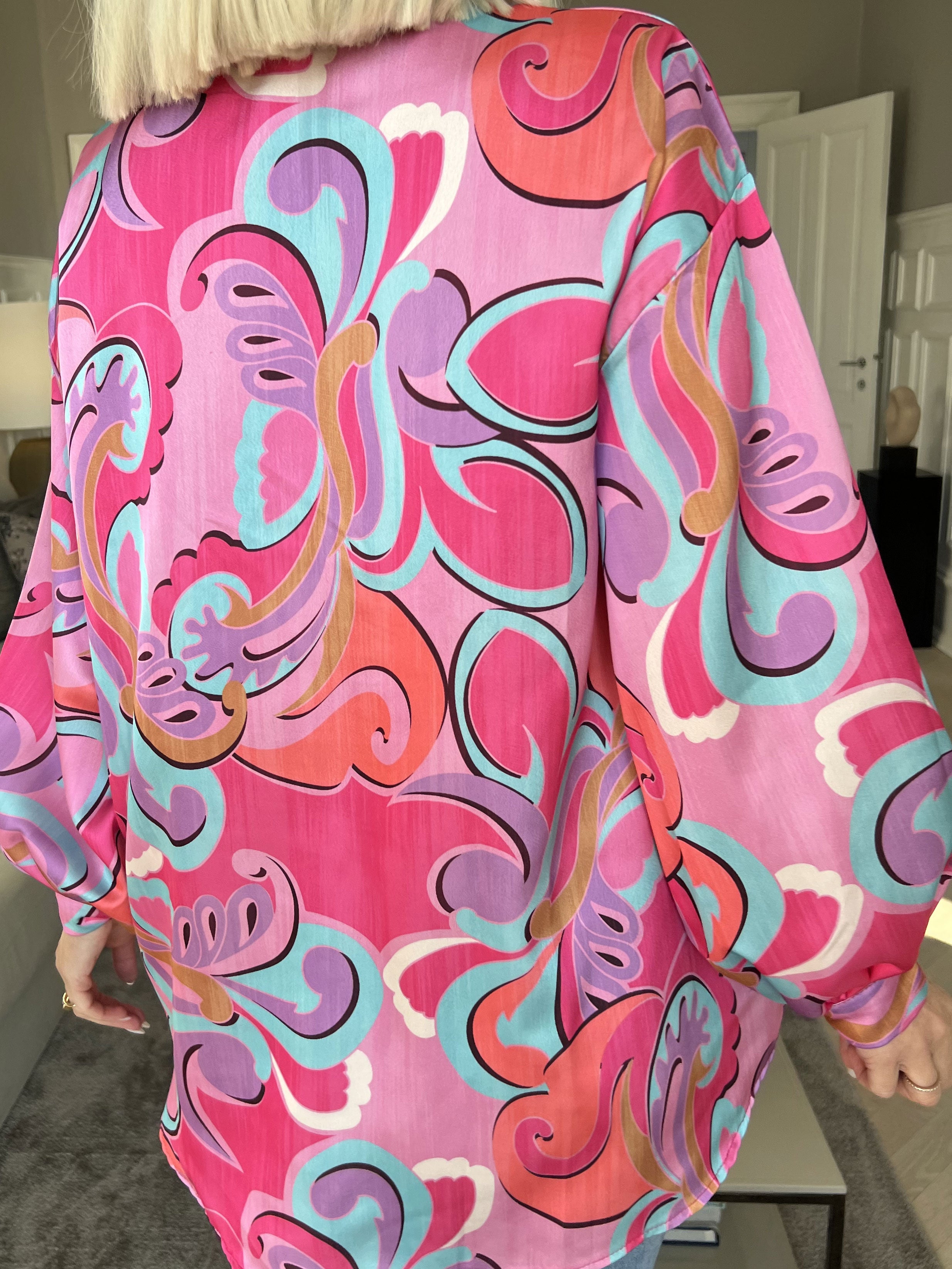 Happy - Flerfärgad skjorta i sidenlook