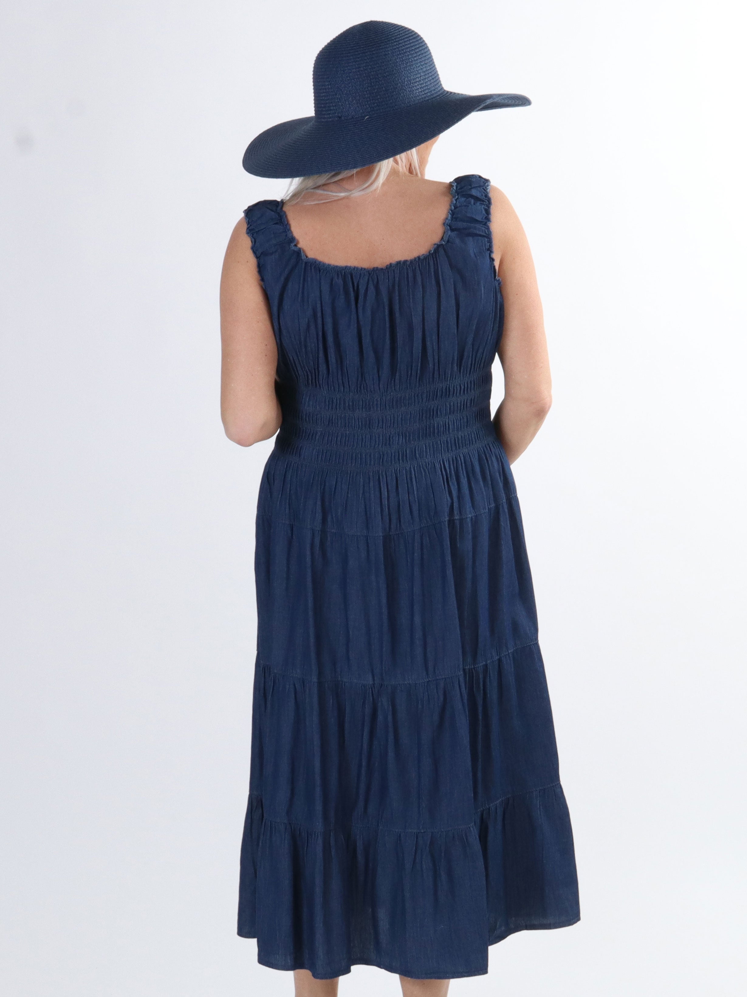 Harper Denim - Söt bomullsklänning i stora storlekar med ett lager på lager