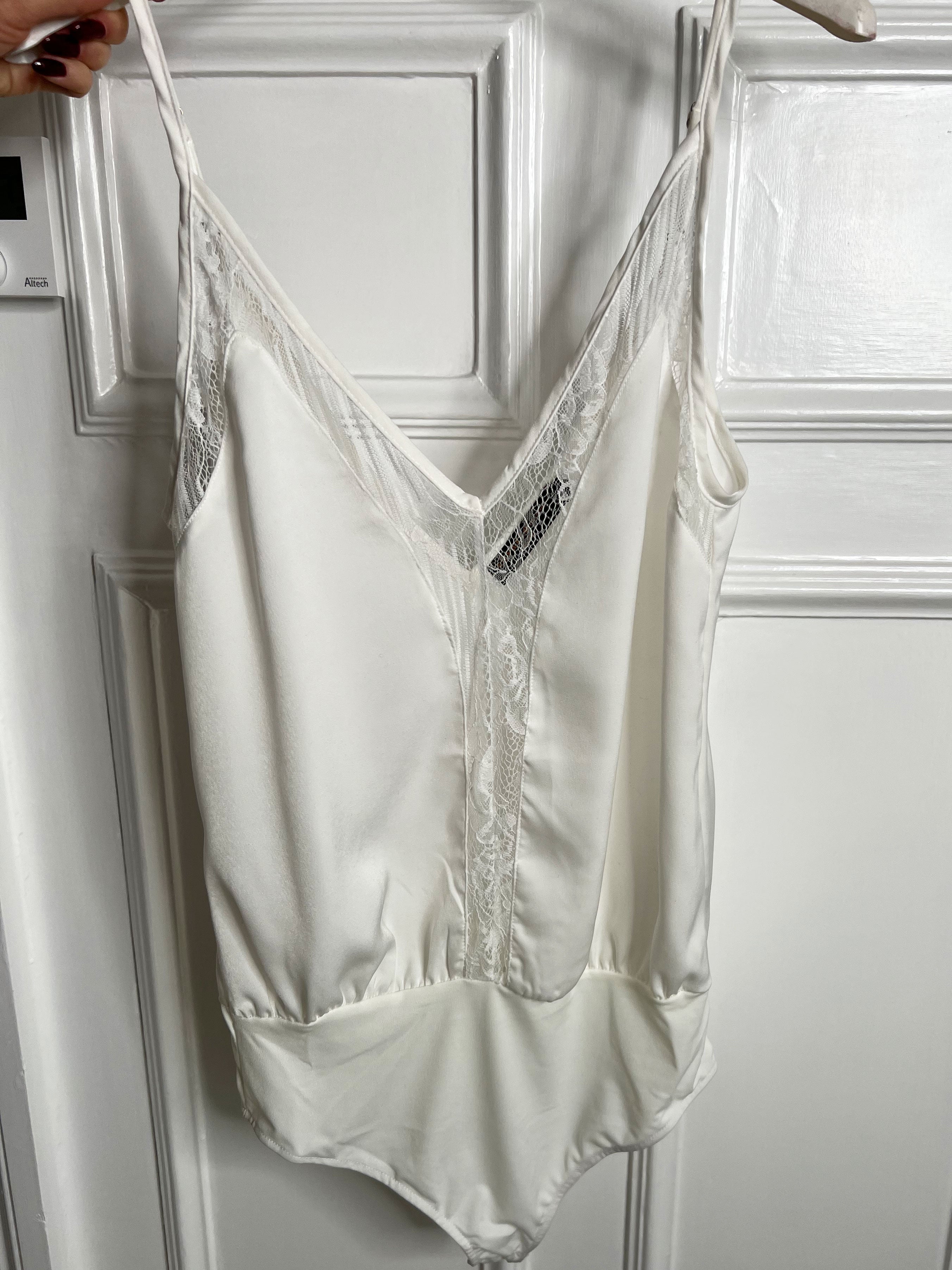 Havana - Vacker bodystocking med spets - White