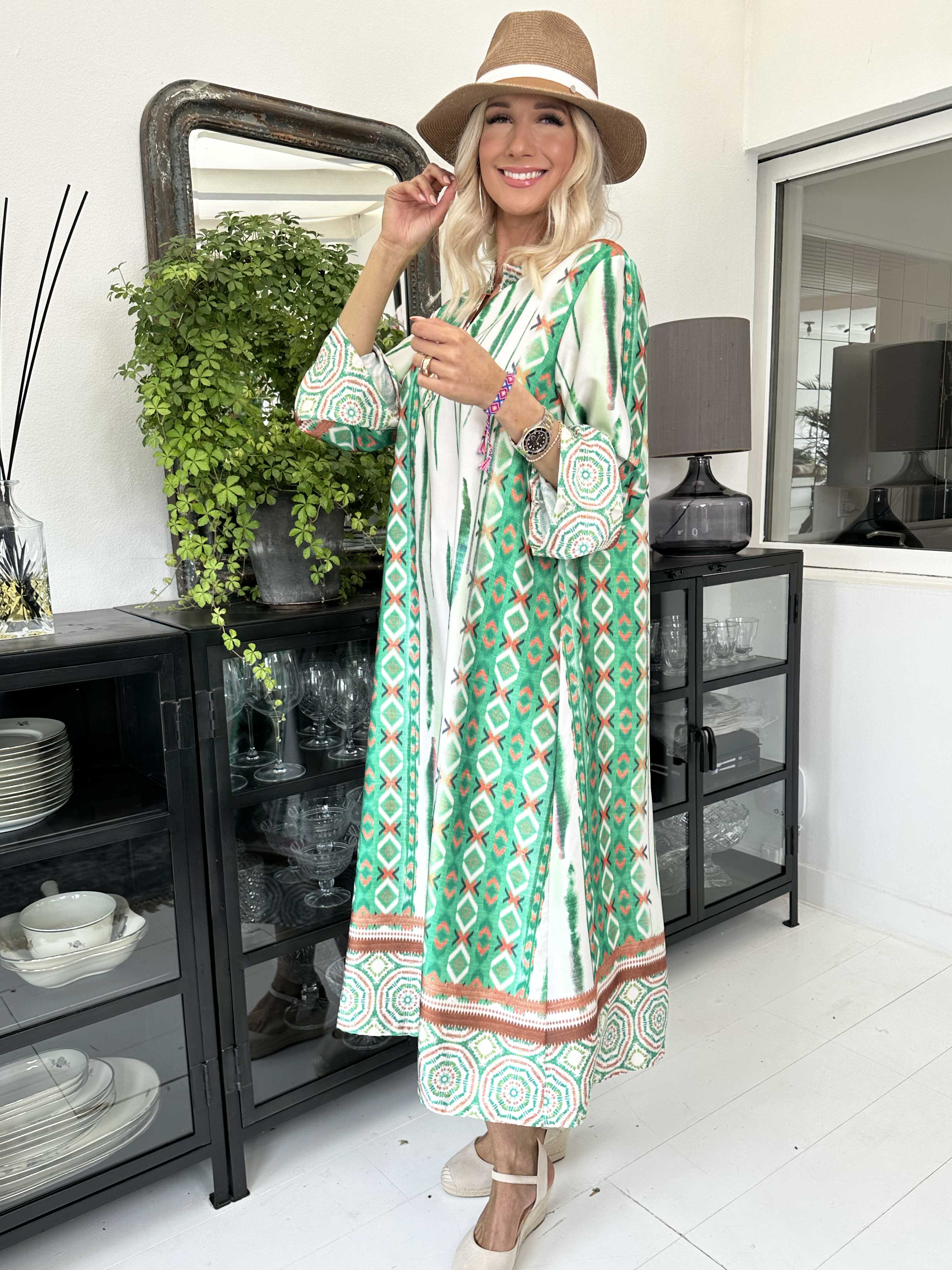 Hyben - Långärmad klänning i sidenlook - Pink