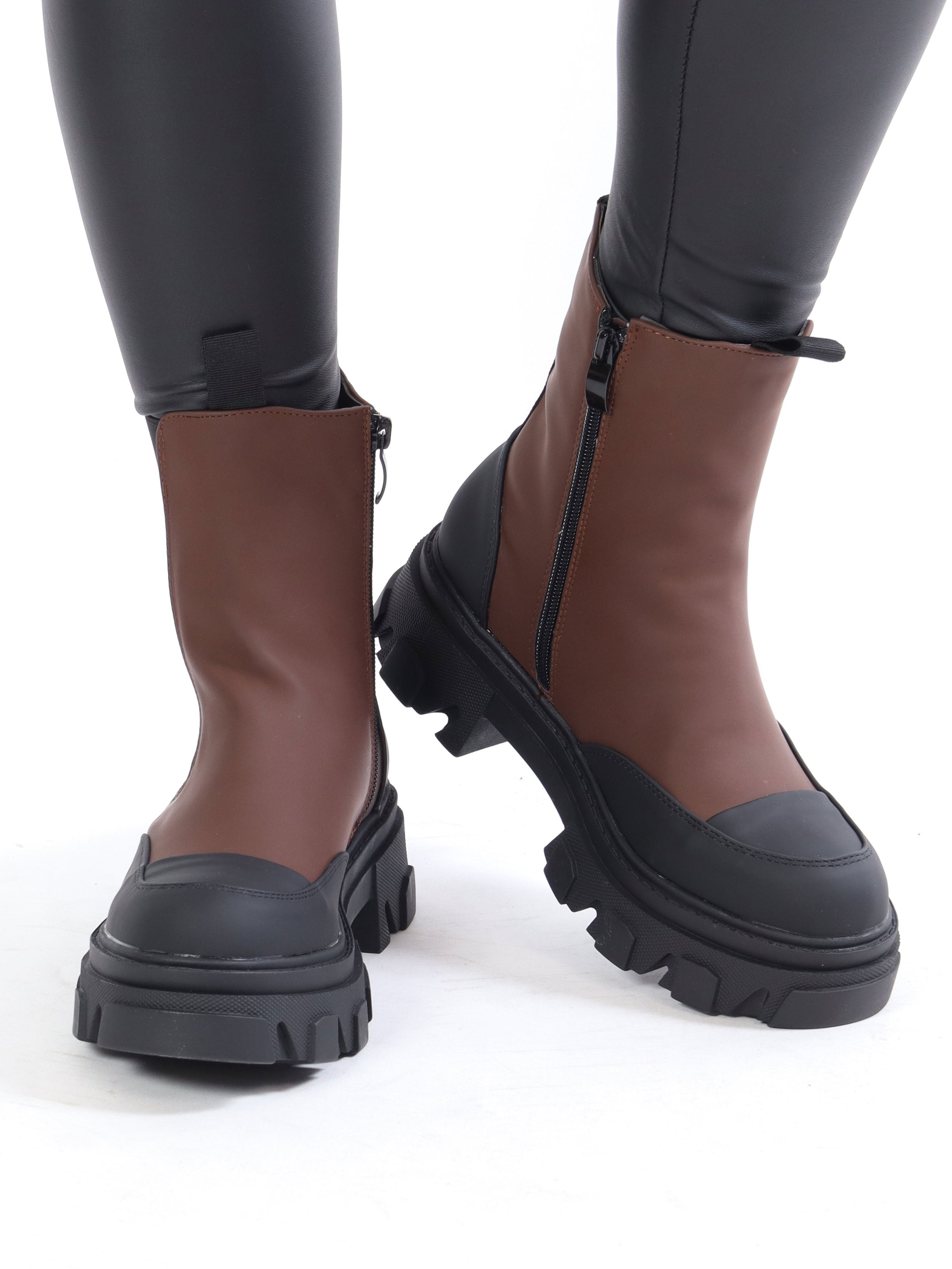 Chicago - Cool chunky biker boots