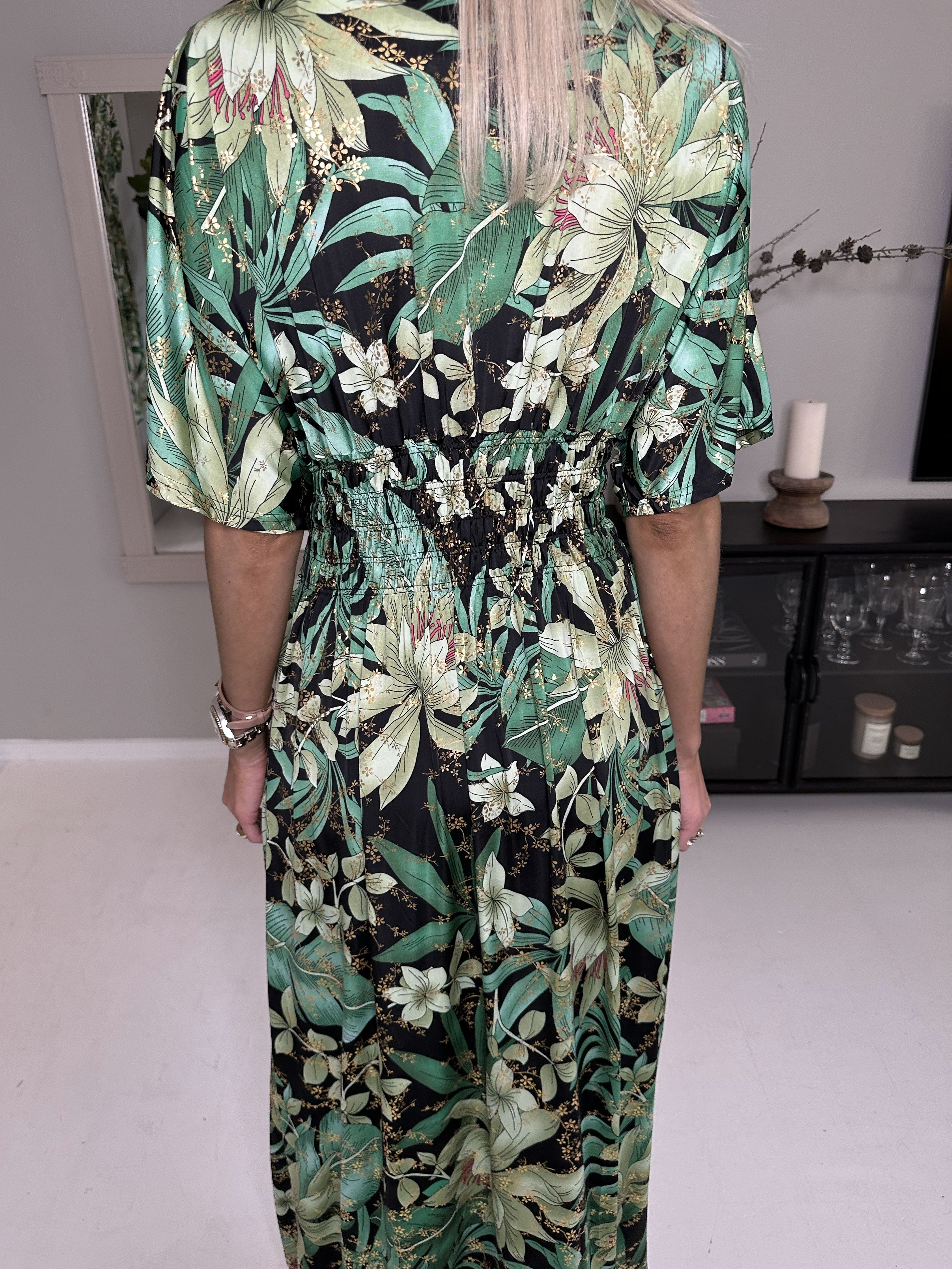 Pams - Lång mönstrad elastisk klänning