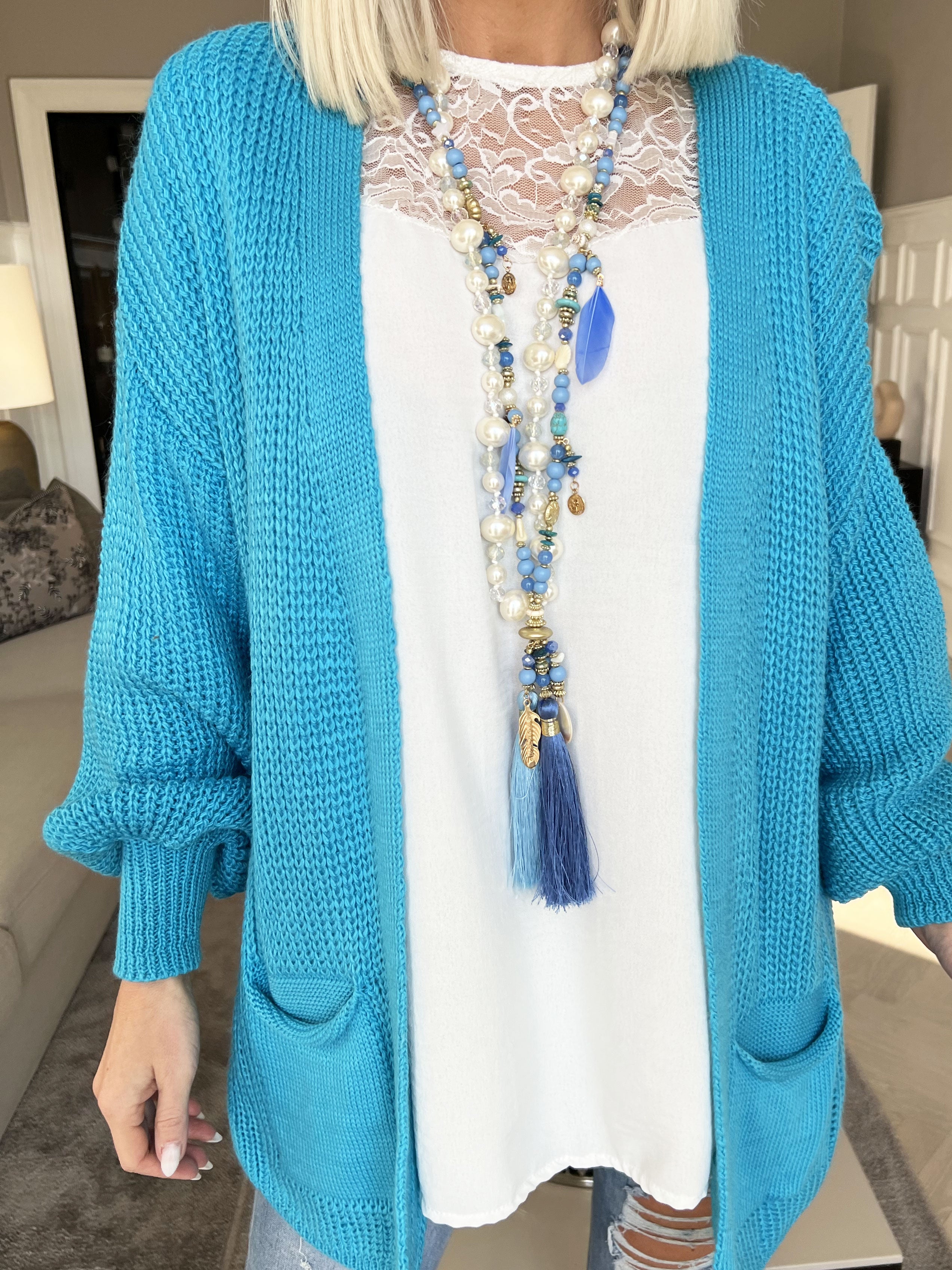 Sally Short - Söt stickad kofta med ballongärmar