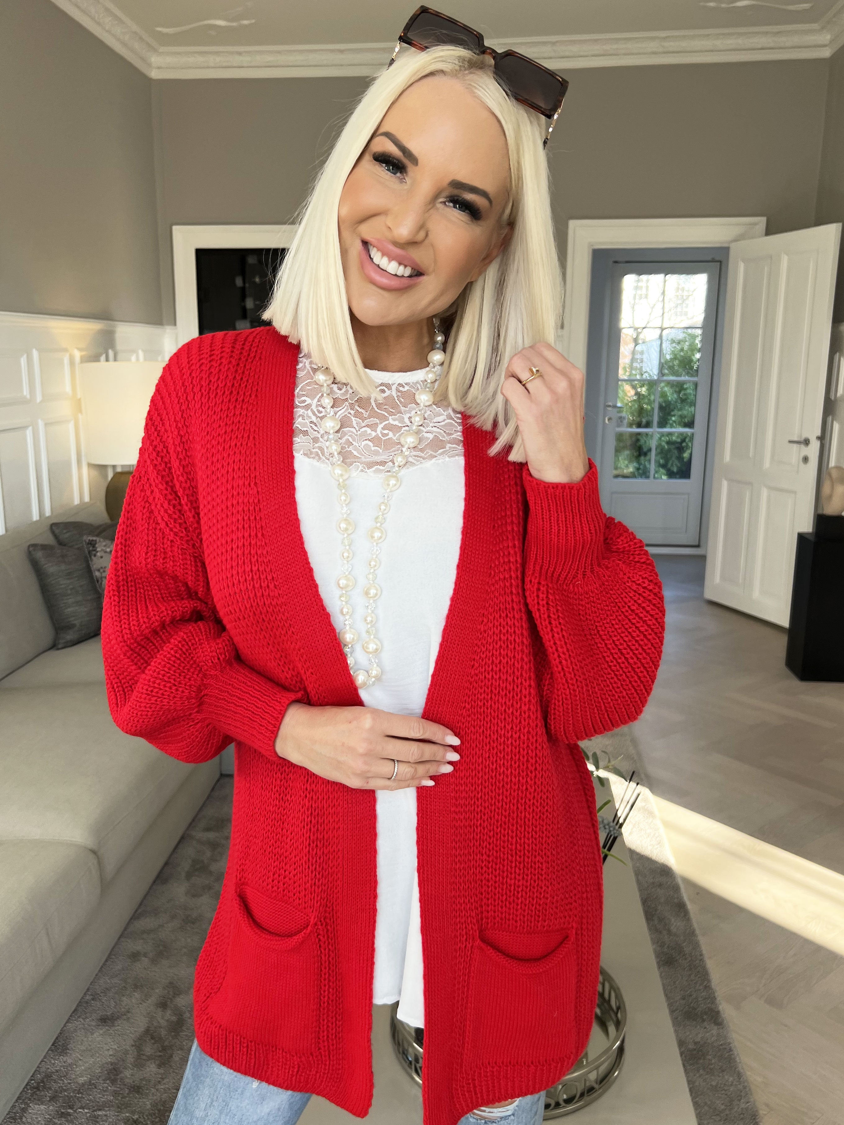 Sally Short - Söt stickad kofta med ballongärmar