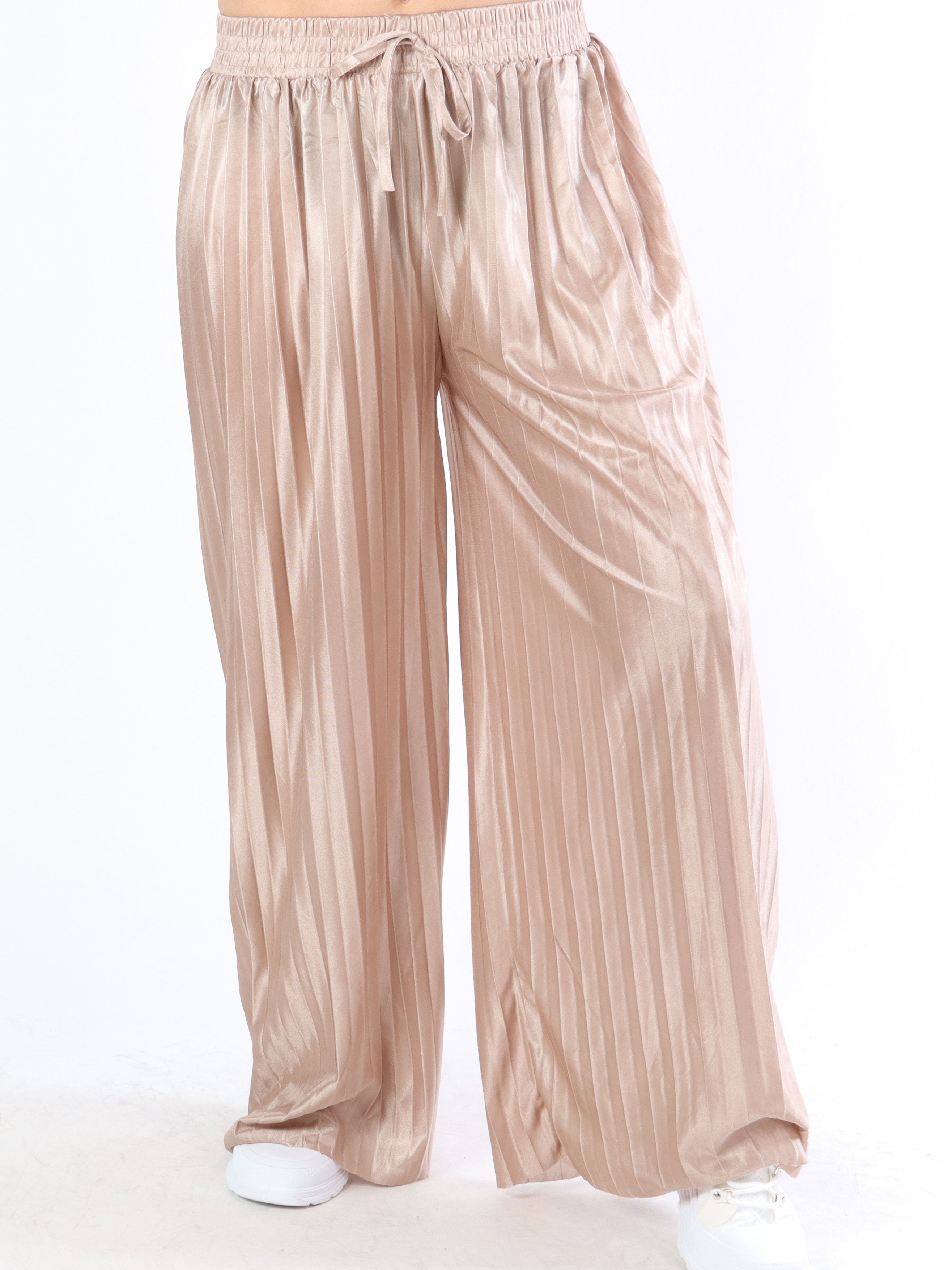 Callie - Enkla plisserade byxor i glänsande tyg