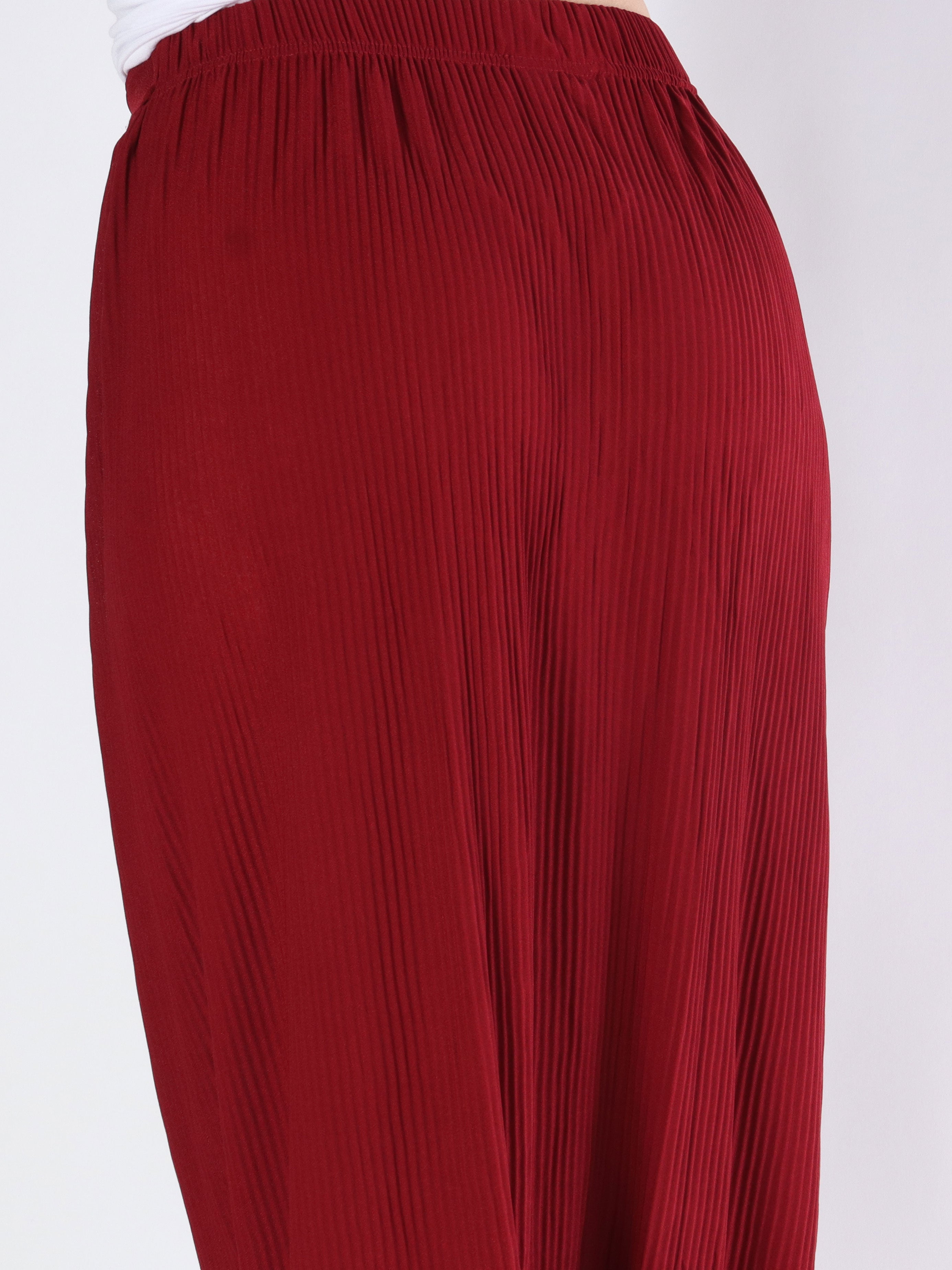 Andrea - Lång plisserad kjol med knappar