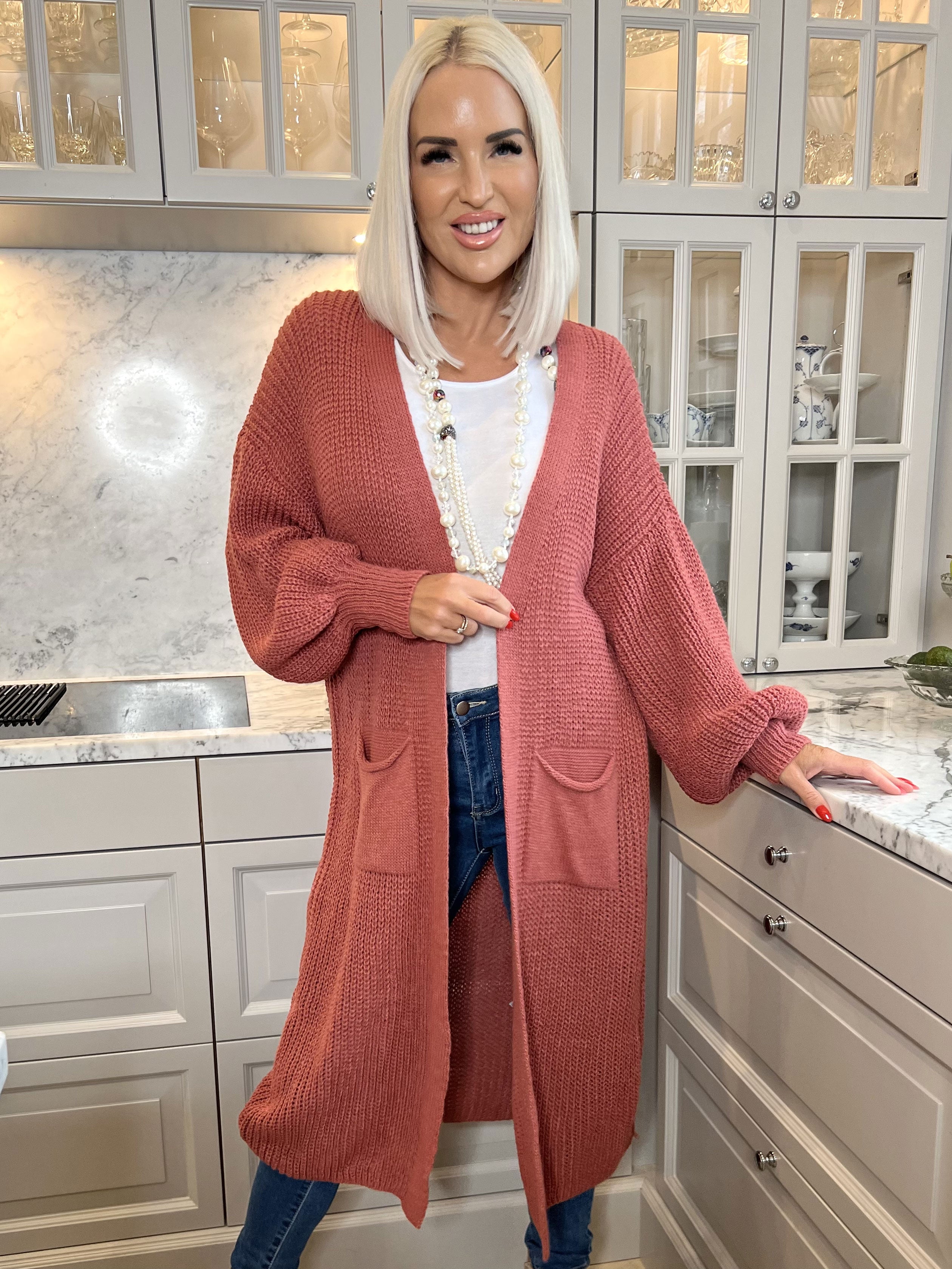 Sally - Stickad kofta med ballongärmar