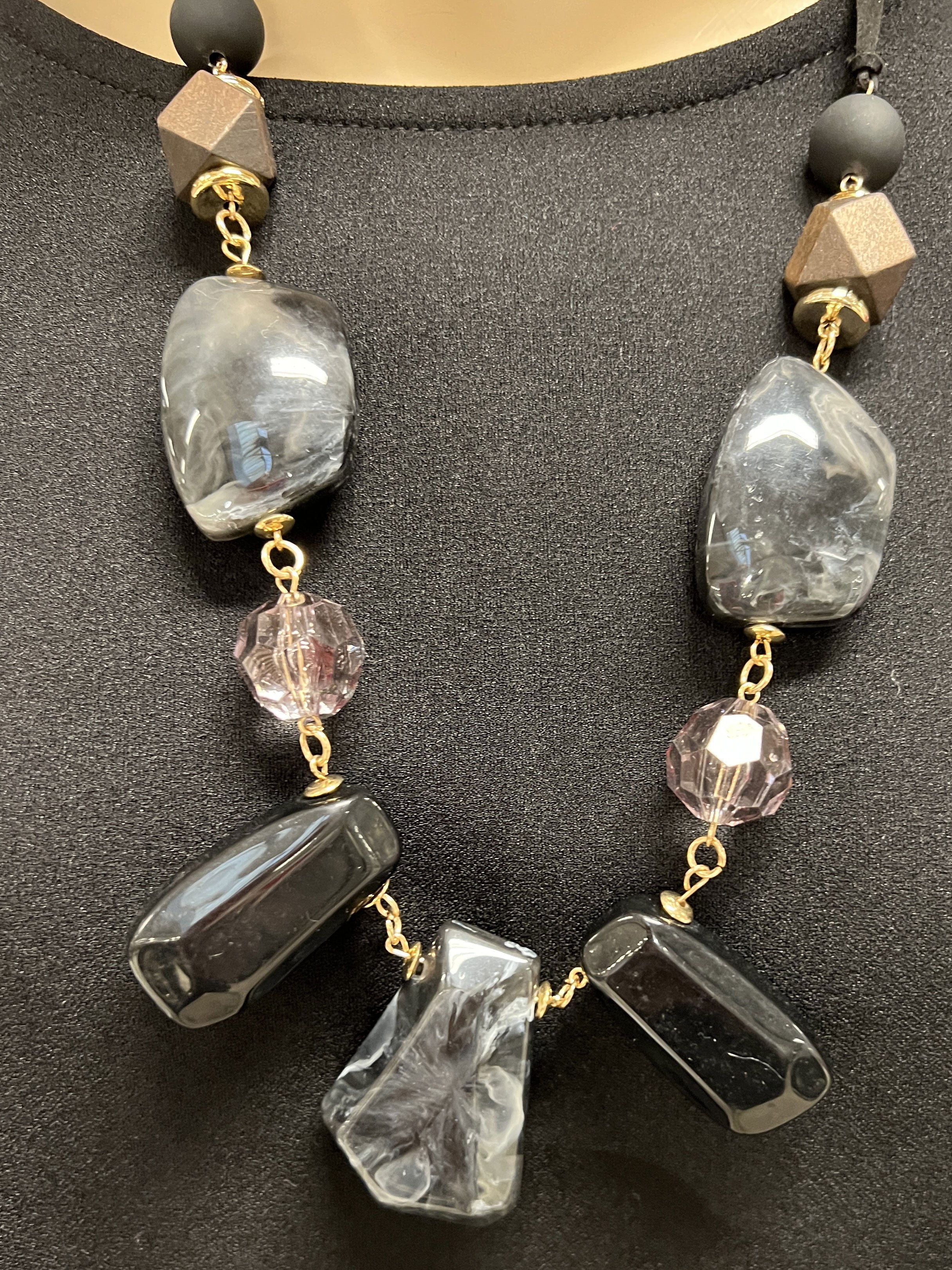 Maddalena - Vackert halsband med stora pärlor - Brown