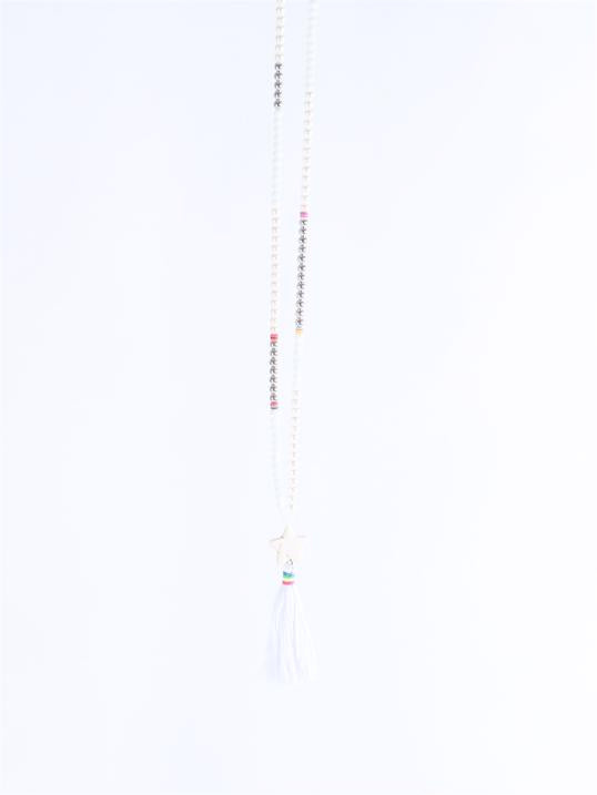 Sannah - Pärlhalsband med stjärna och tofs