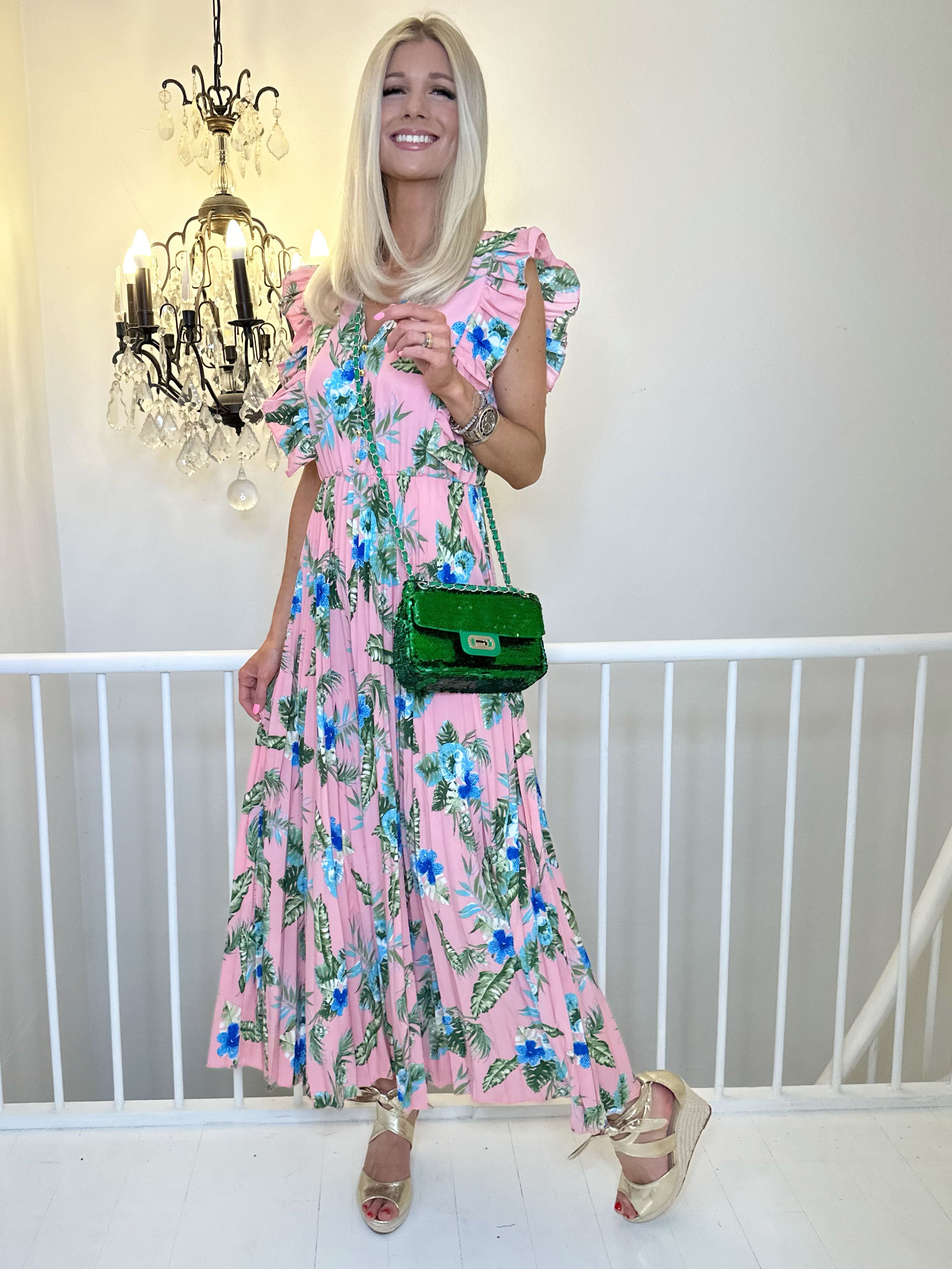 Lullu Tropical - Lång klänning med volanger och veckad kjol