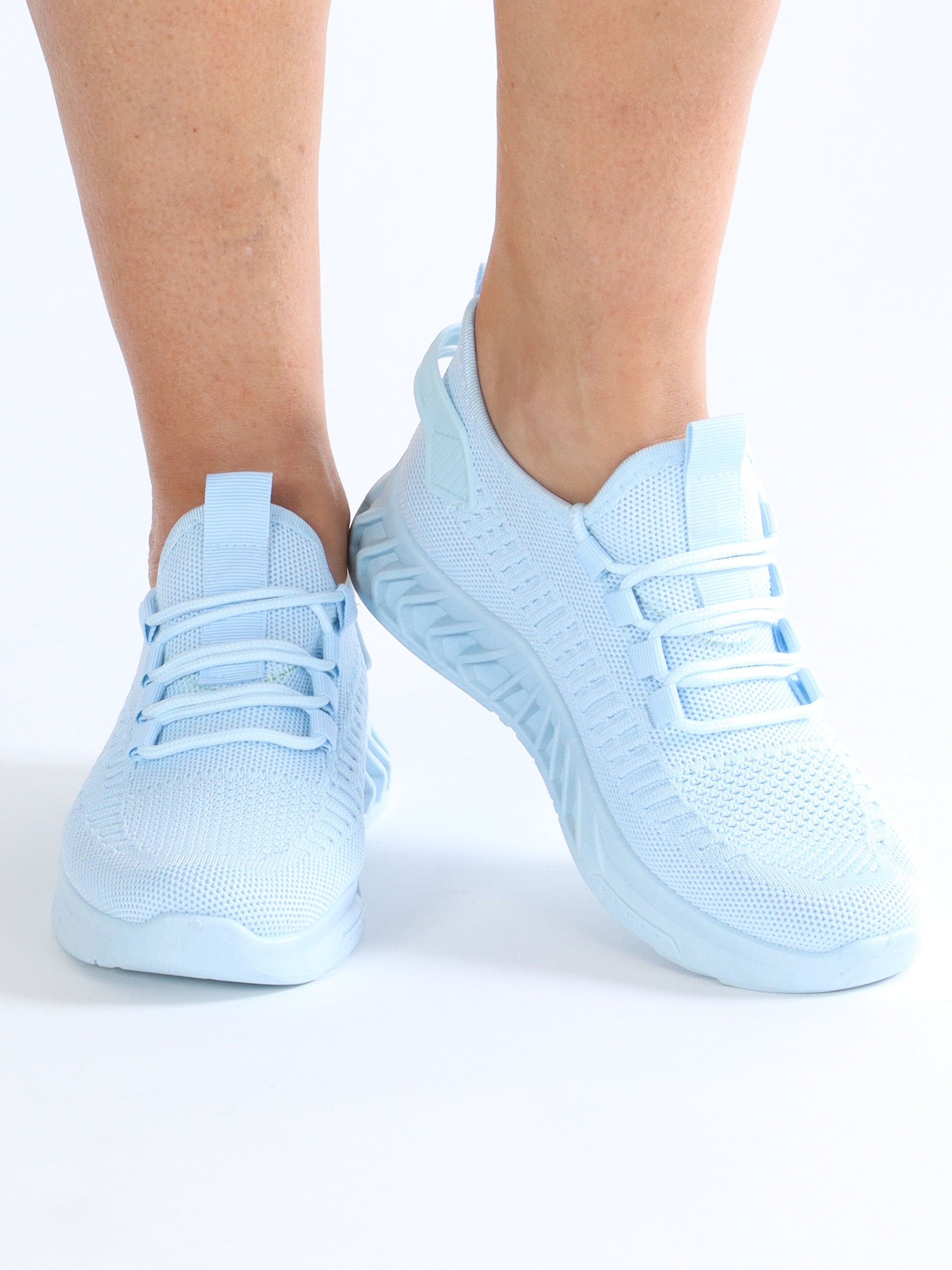 Dinah - Lätta strumpskor med gummisula