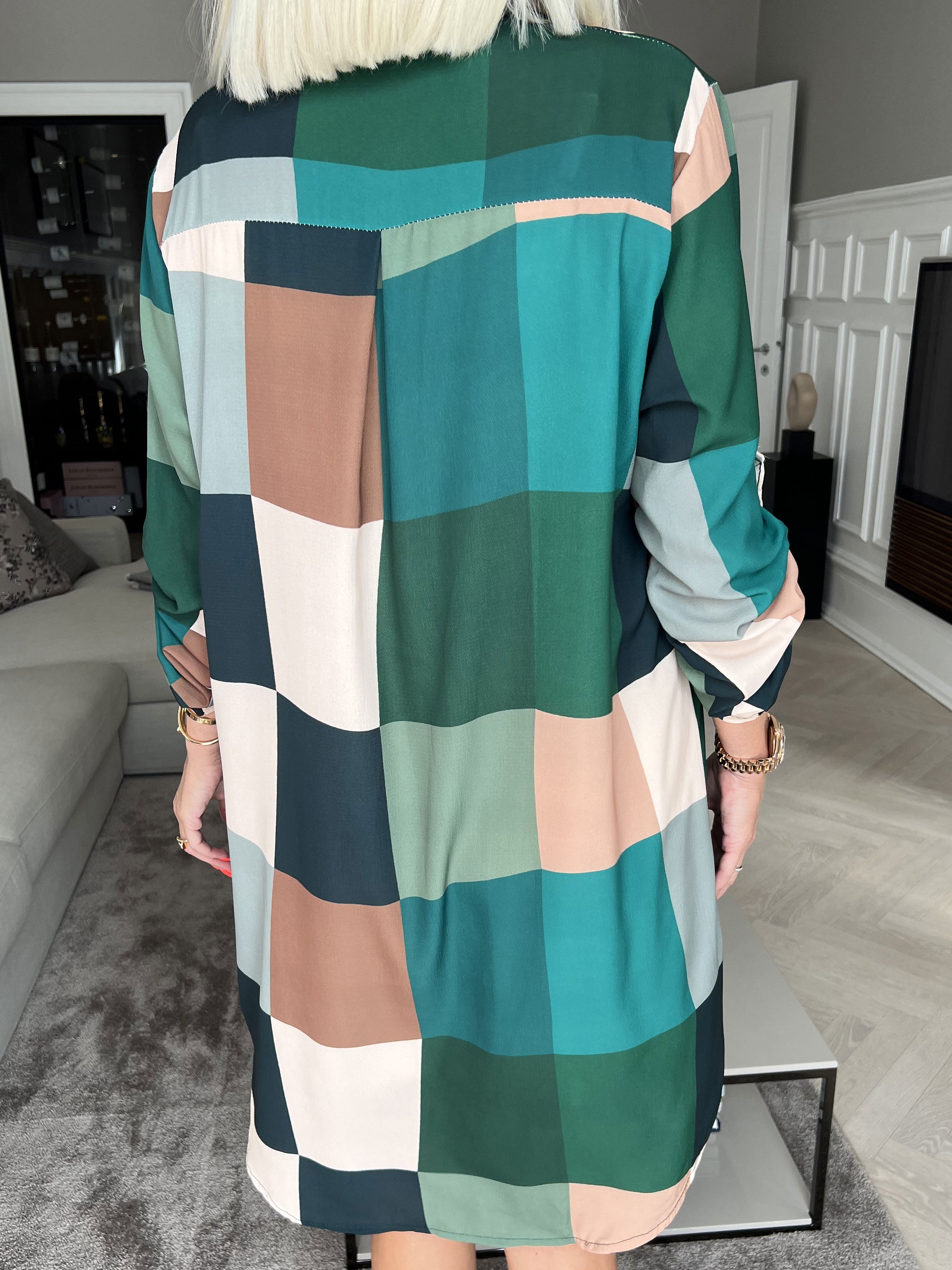 Vanesa Dress Check - Lätt och luftig klänning