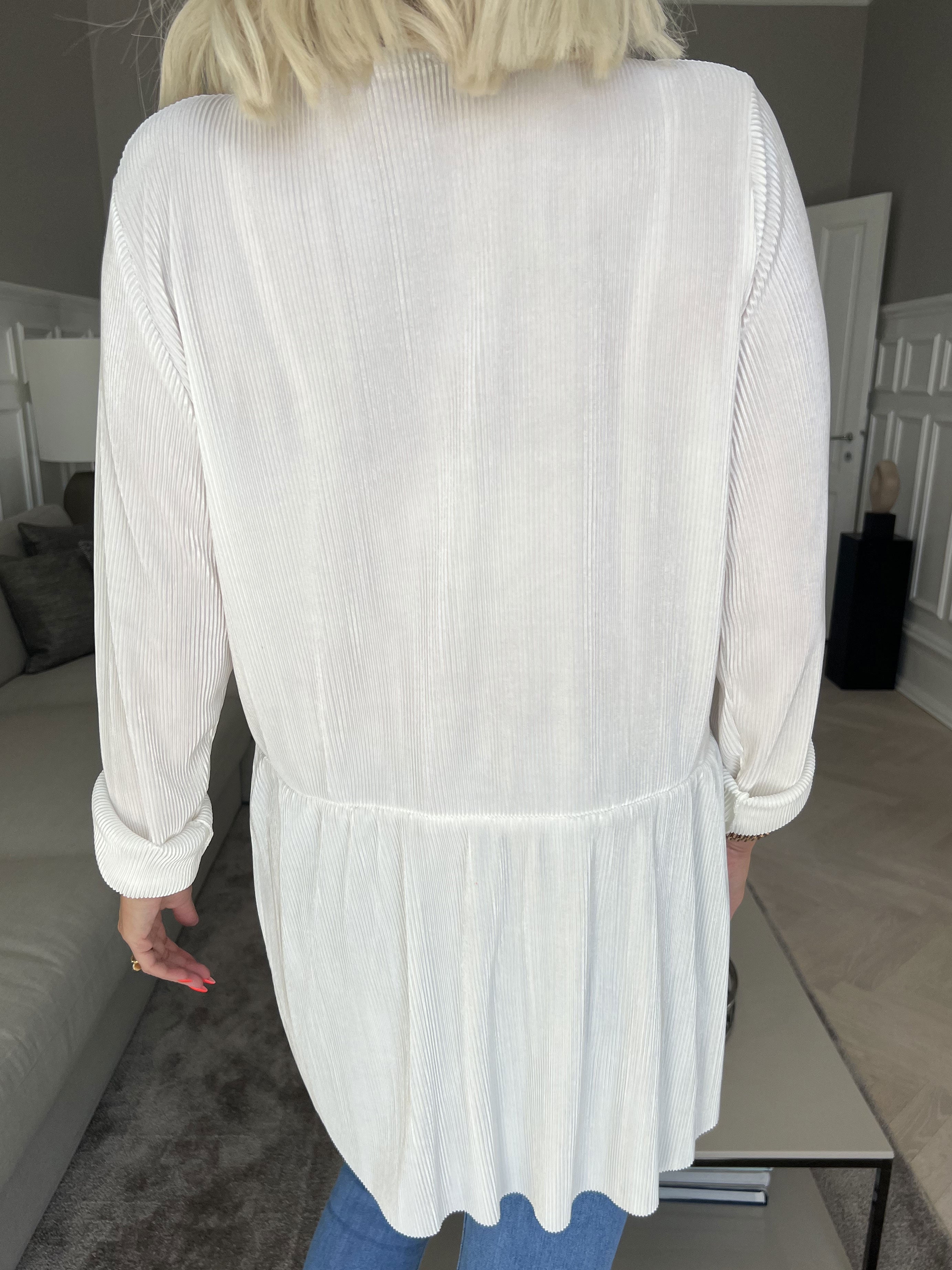 Delfina - Randig långärmad blus med liten kjol