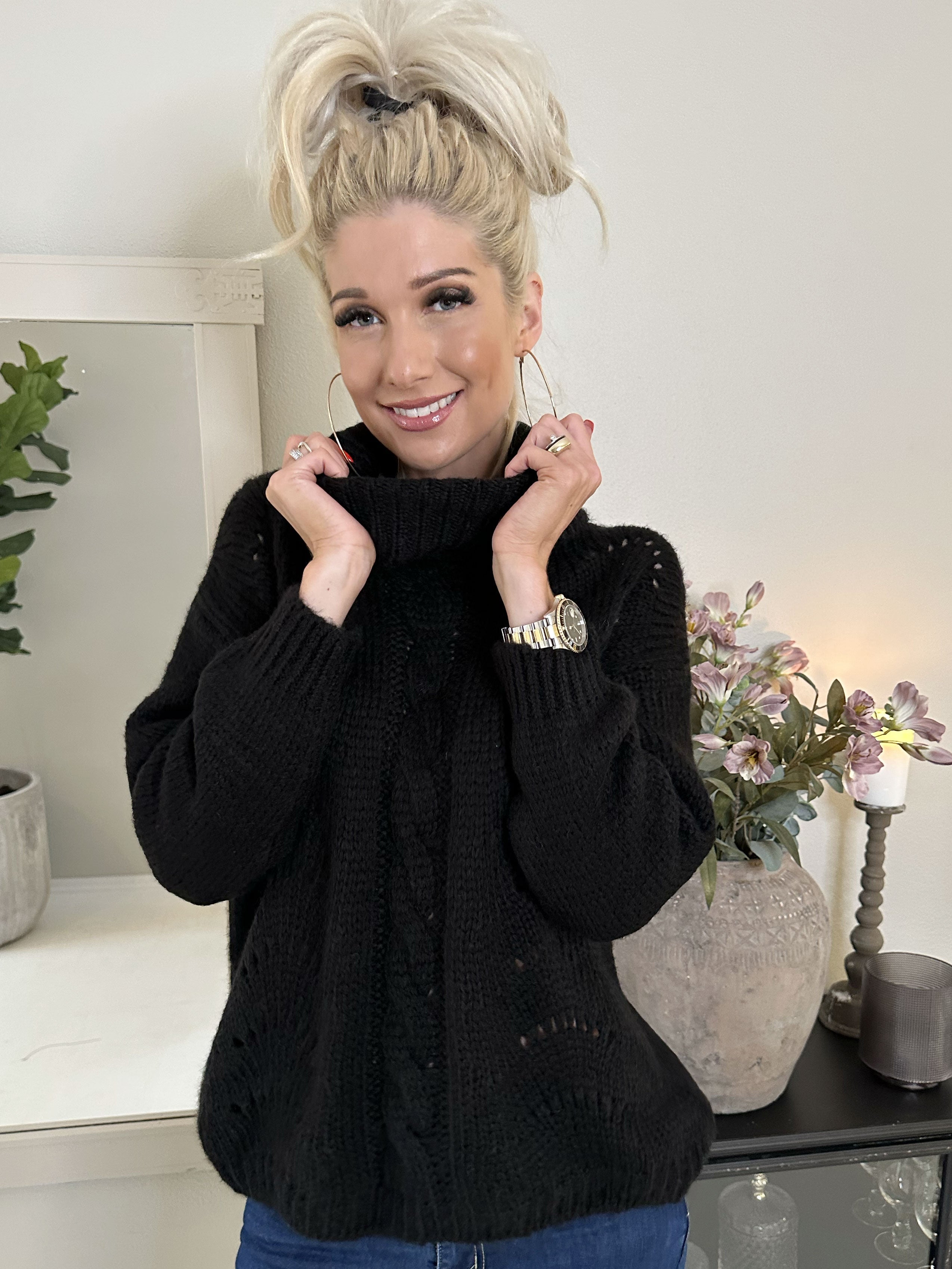 Marlena - Söt, mjuk stickning med rullkrage