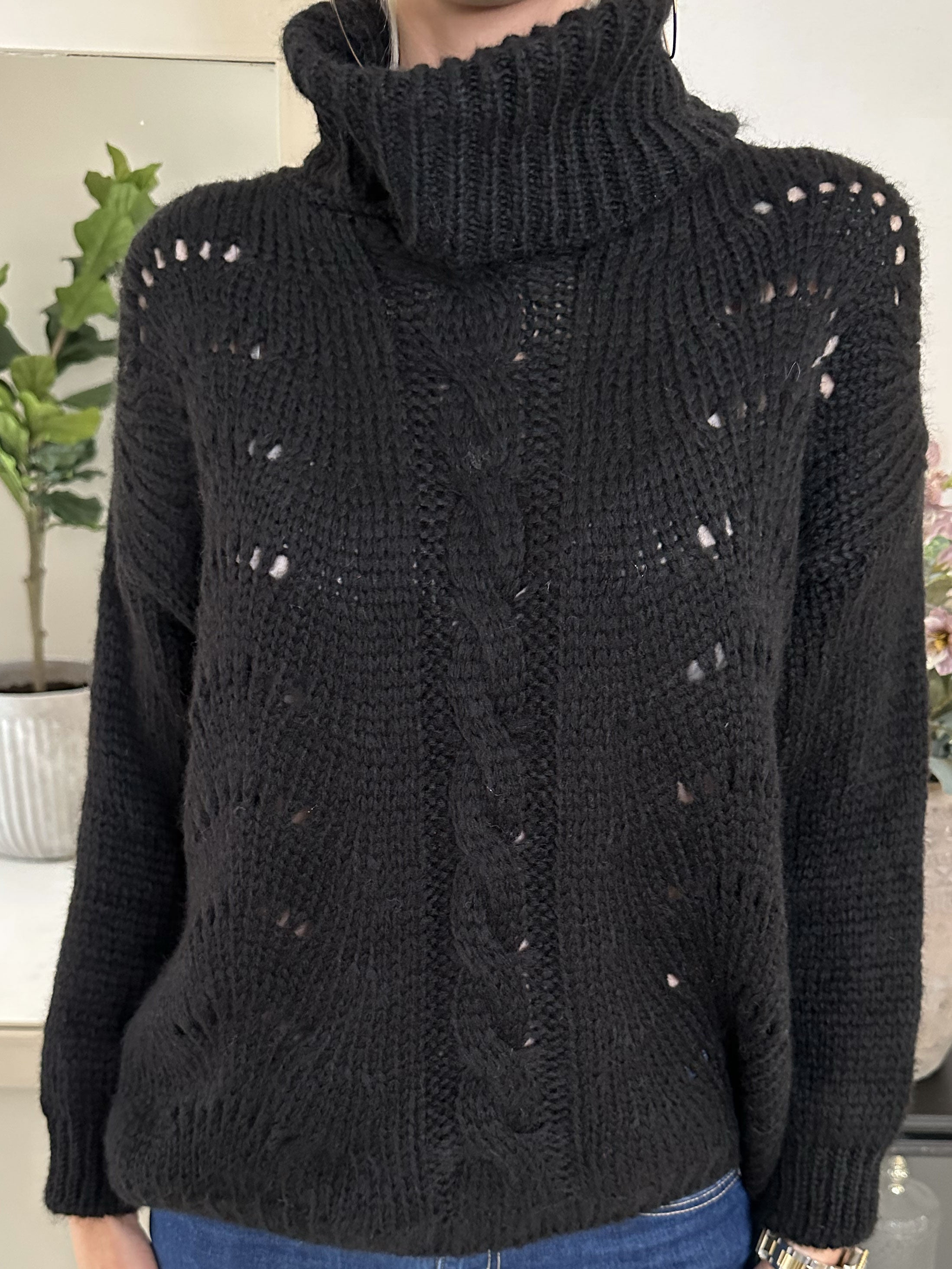 Marlena - Söt, mjuk stickning med rullkrage